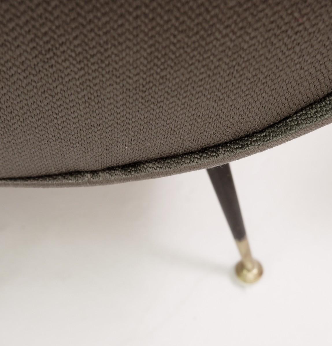 20ième siècle Paire de fauteuils italiens dans le style de Marco Zanuso en vente