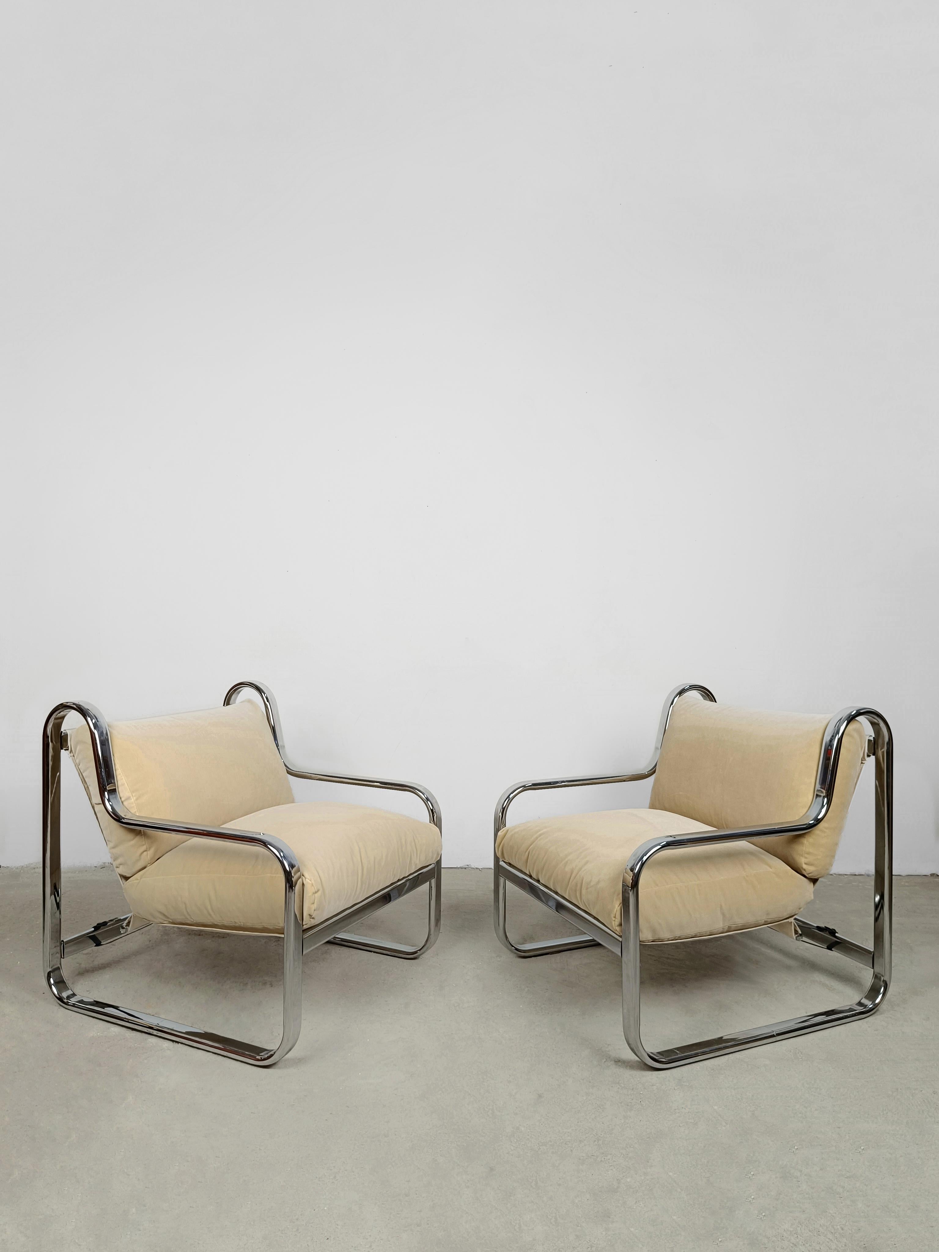 Mid-Century Modern Pair of Italian Armchairs in Tubolar Chrome Steel and Beige Vellvet, 1970s