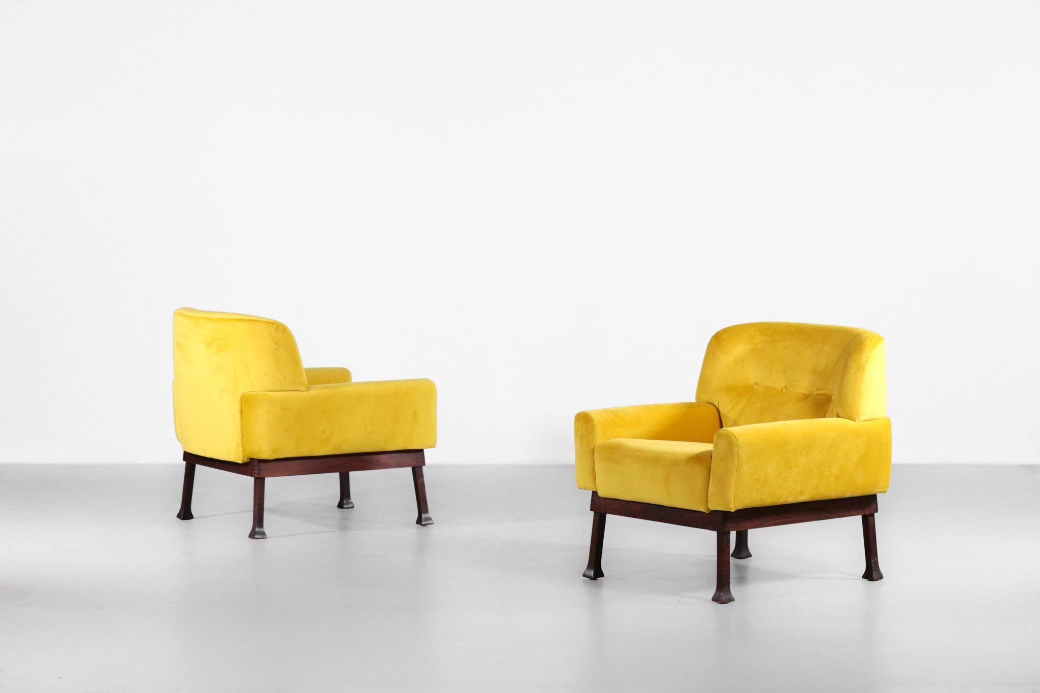 Set of 2 armchairs from 1970s. Freshly re-upholstery with yellow velvet. Structure in rosewood. Really nice manufacture.