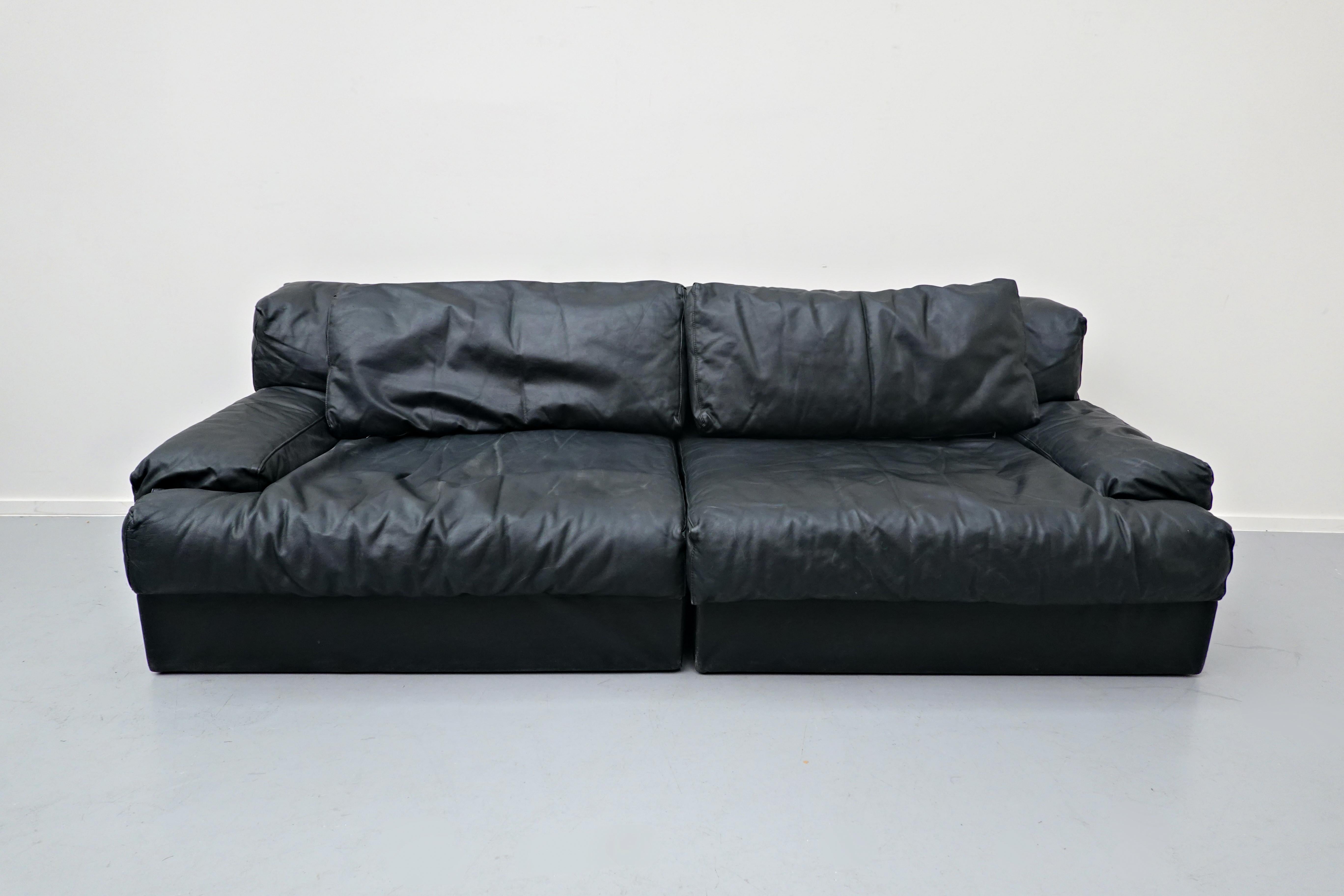 Pair of Italian Mid-Century Modern Armchairs, Black Leather, 1960s 8