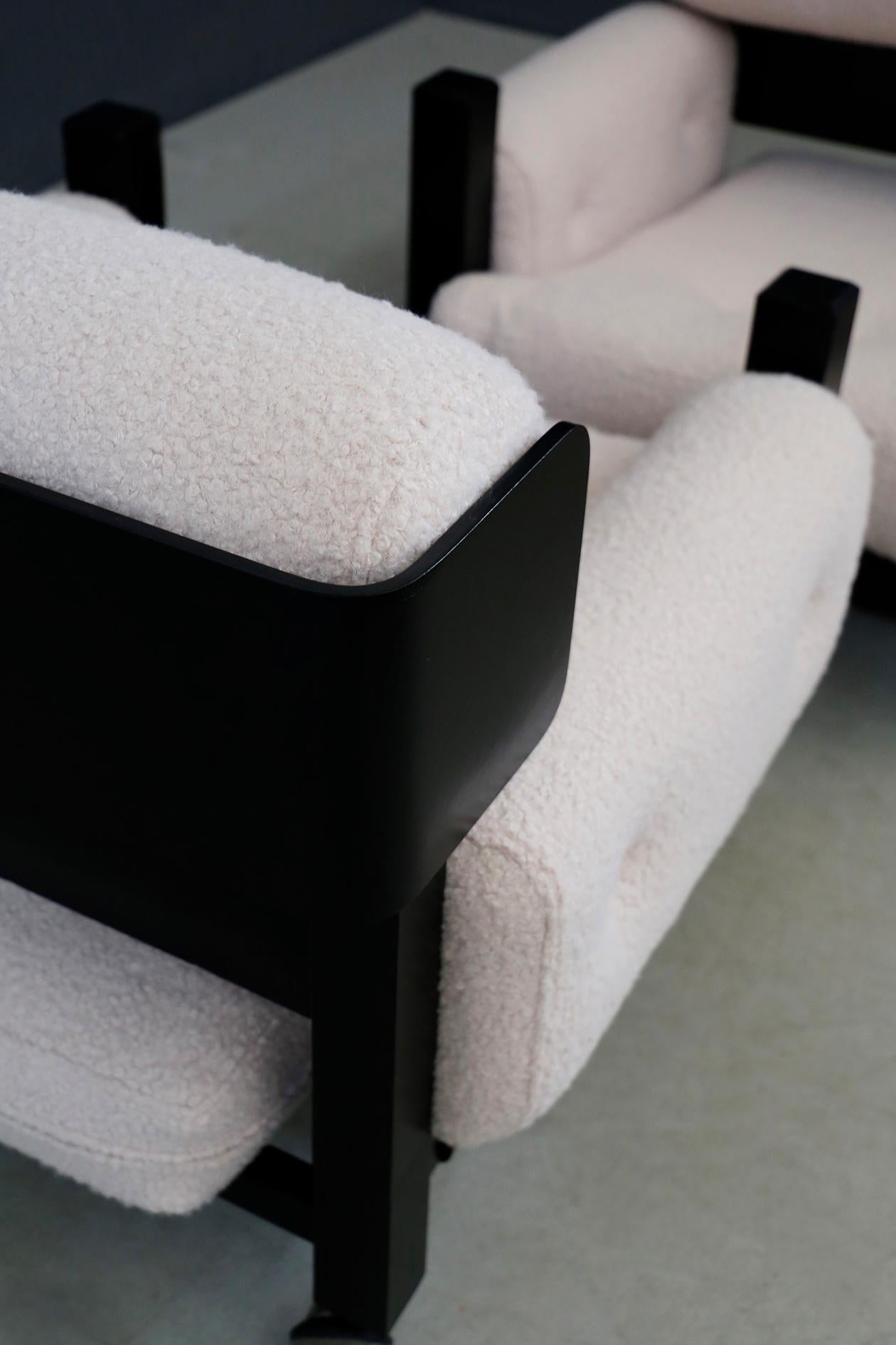 Pair of Italian Armchairs in Bouclé Fabric White and Black Wood, 1960s 8
