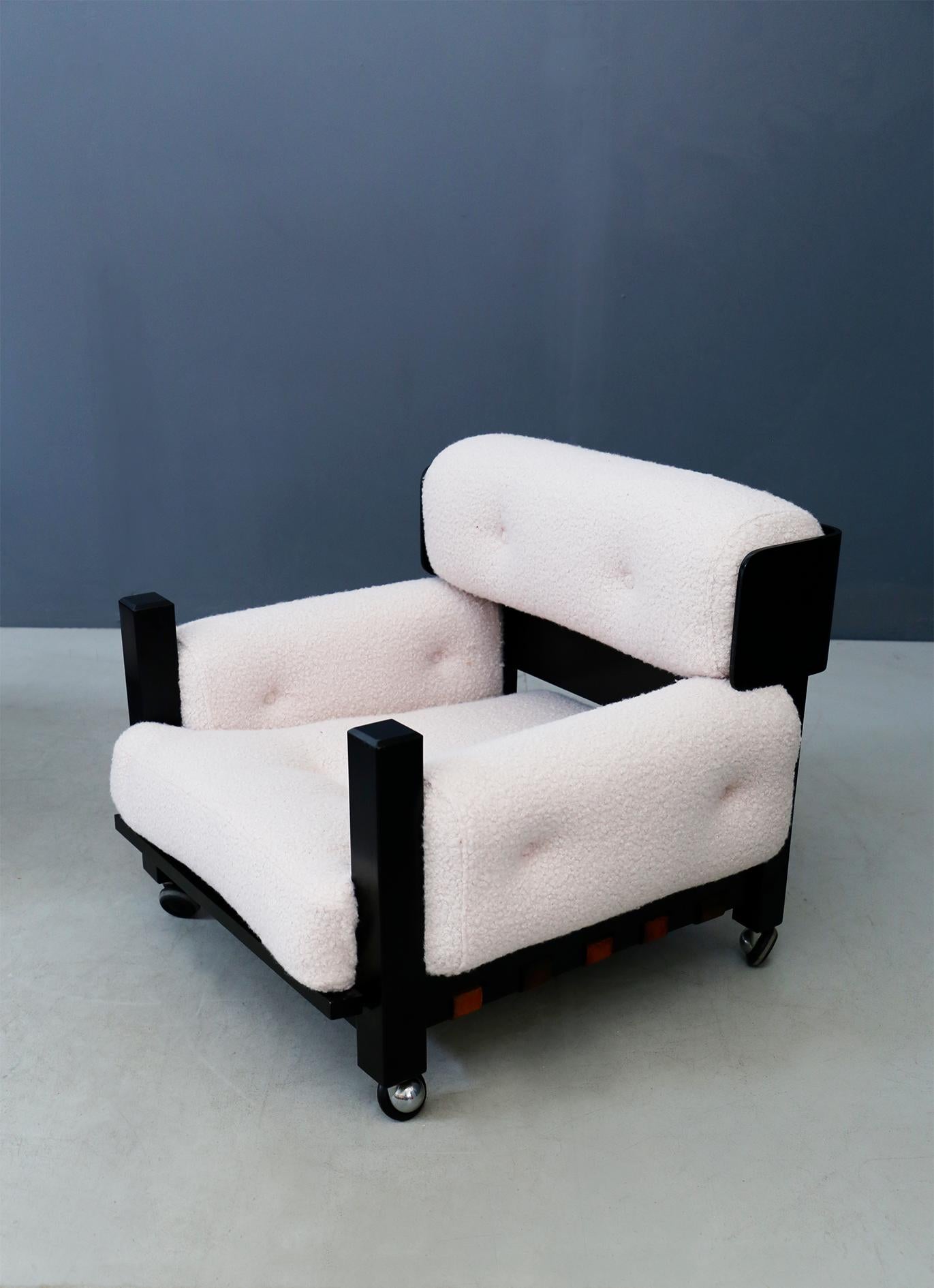 Pair of Italian Armchairs in Bouclé Fabric White and Black Wood, 1960s 2