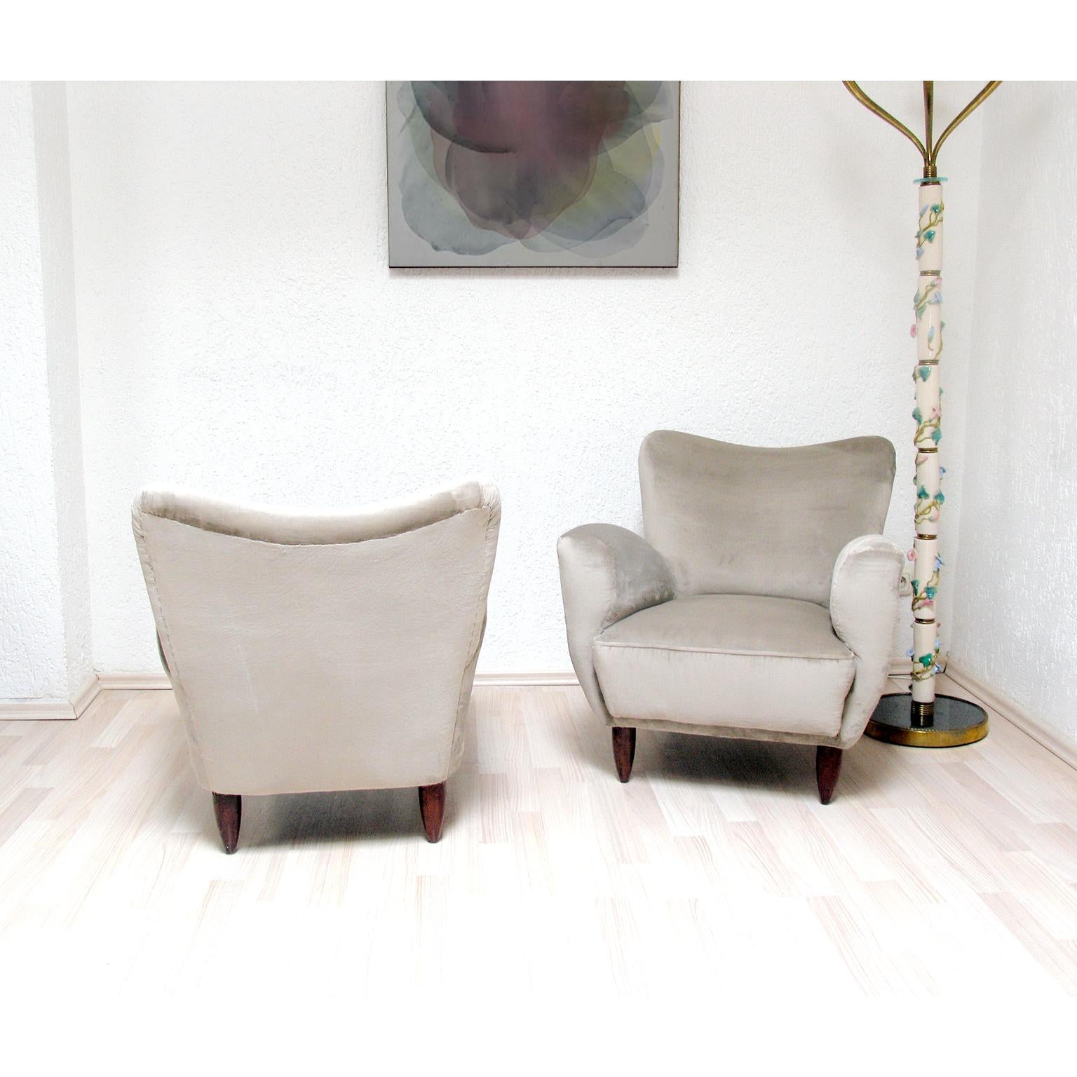 Upholstery Pair of Italian Armchairs Reupholstered in Luxurious Velvet For Sale