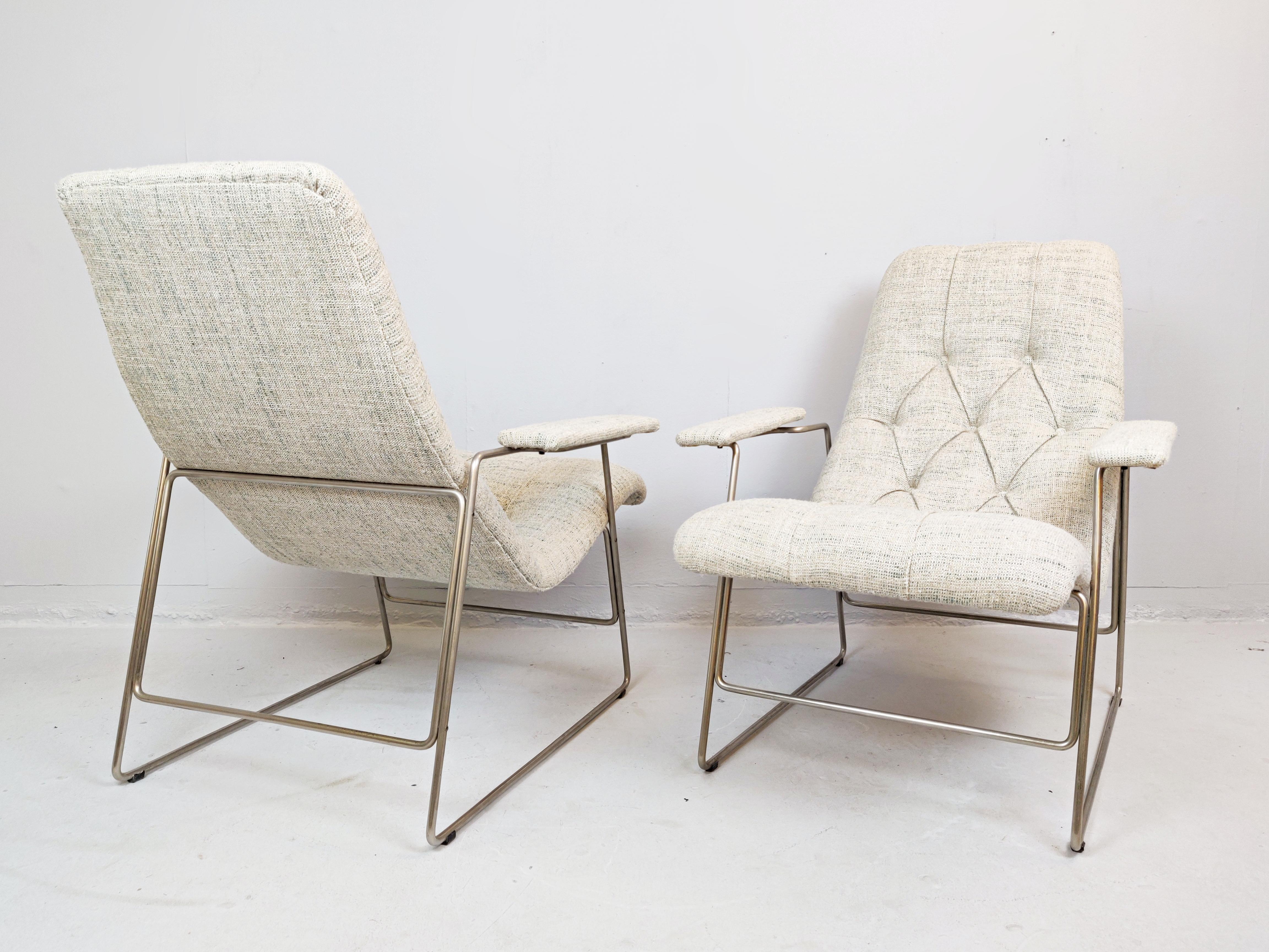 Pair of Italian Armchairs, Seat Position Adjustable, 1960s In Good Condition In Brussels, BE