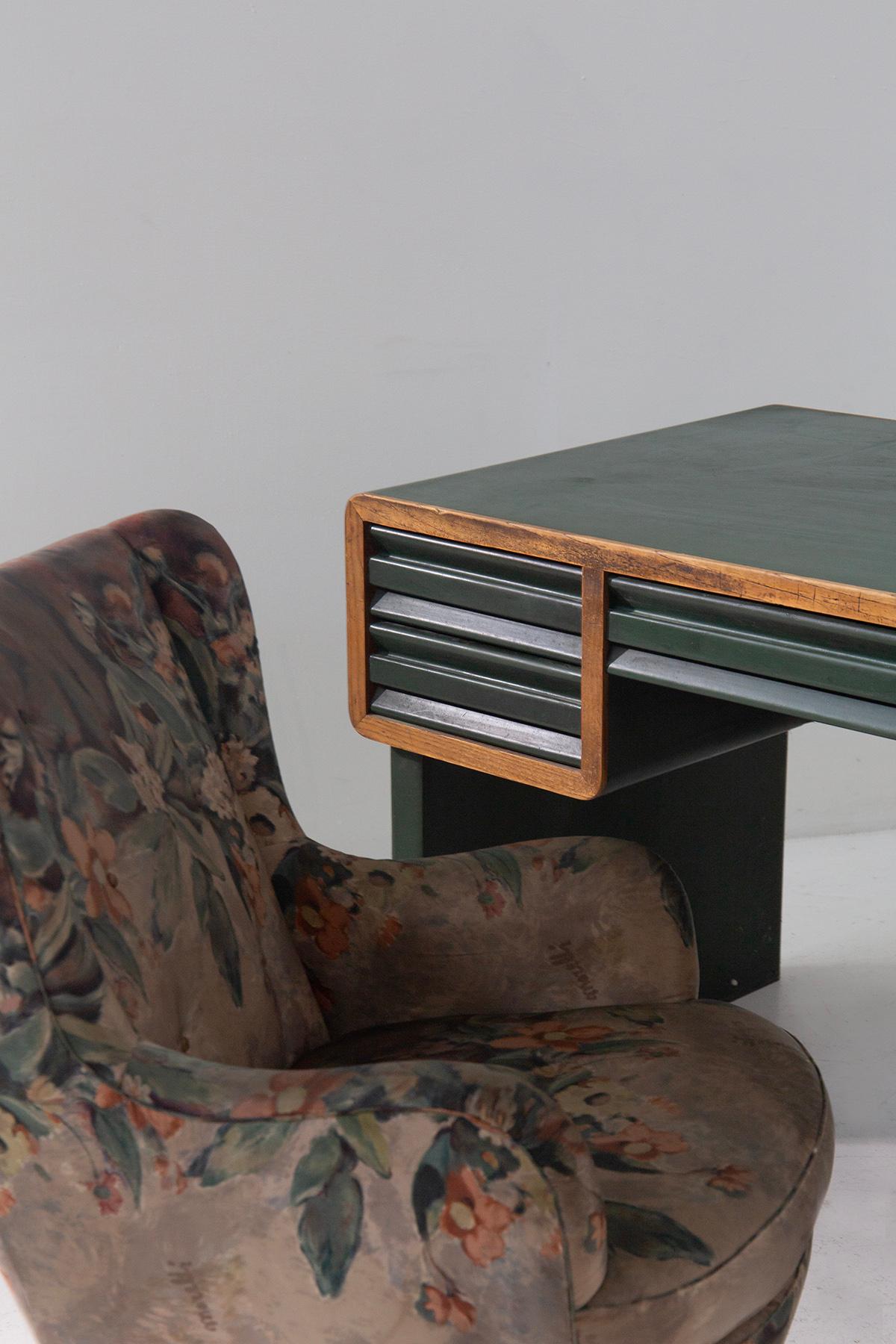 Mid-Century moderno Pair of Italian armchairs signed Marelli fabrics in vendita