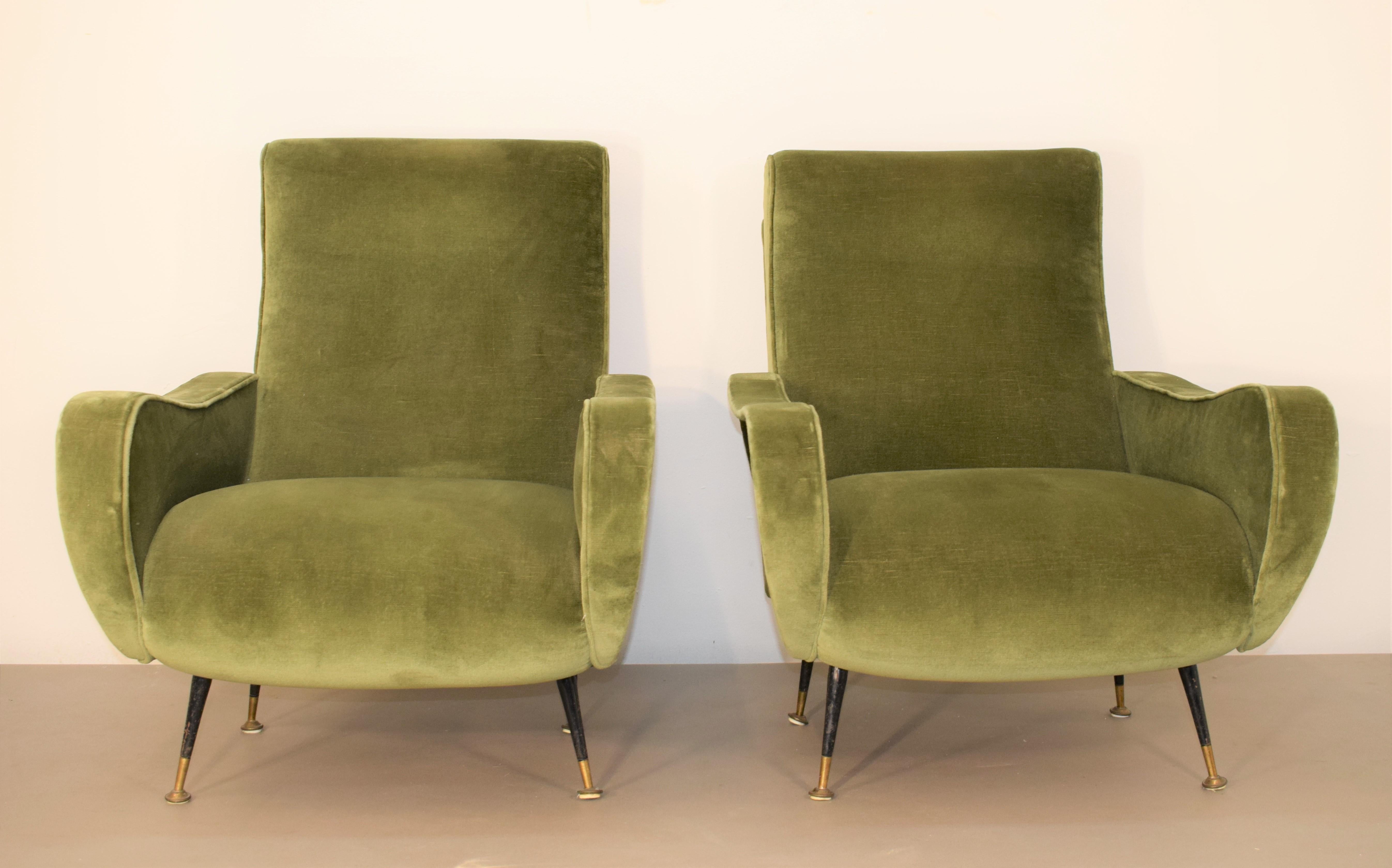 Pair of Italian armchairs, velvet, brass and iron, 1950s In Good Condition In Palermo, PA