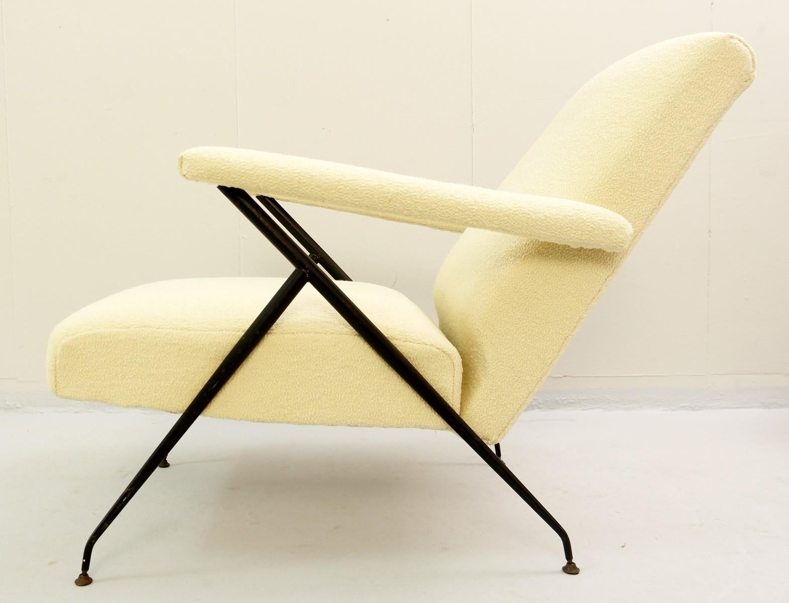 Mid-20th Century Pair of Italian Armchairs with Adjustable Backrests, New Cream Upholstery