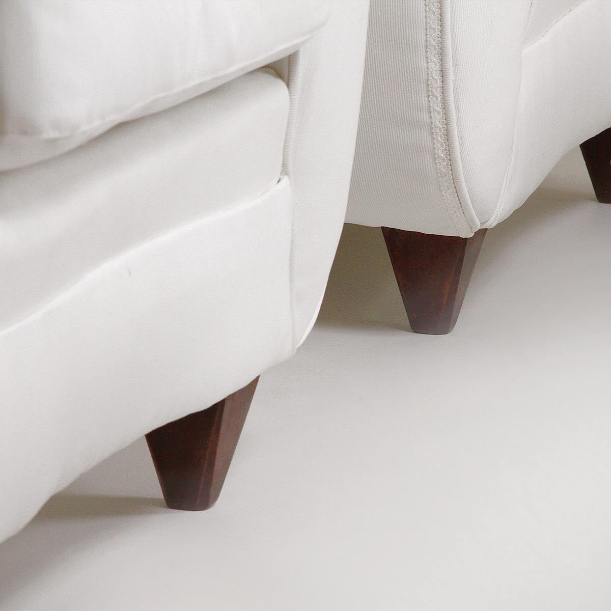 Coppia di poltrone italiane con pouf in tessuto bianco - Italia, anni '40 circa in vendita 5