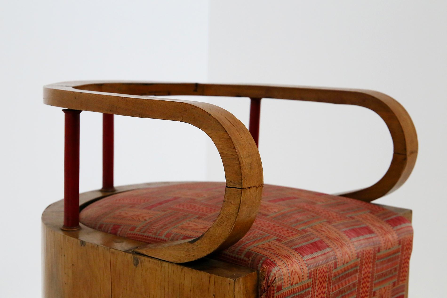 Pair of Italian Art Deco Armchairs Attributed to Giuseppe Terragni, 1920s 9