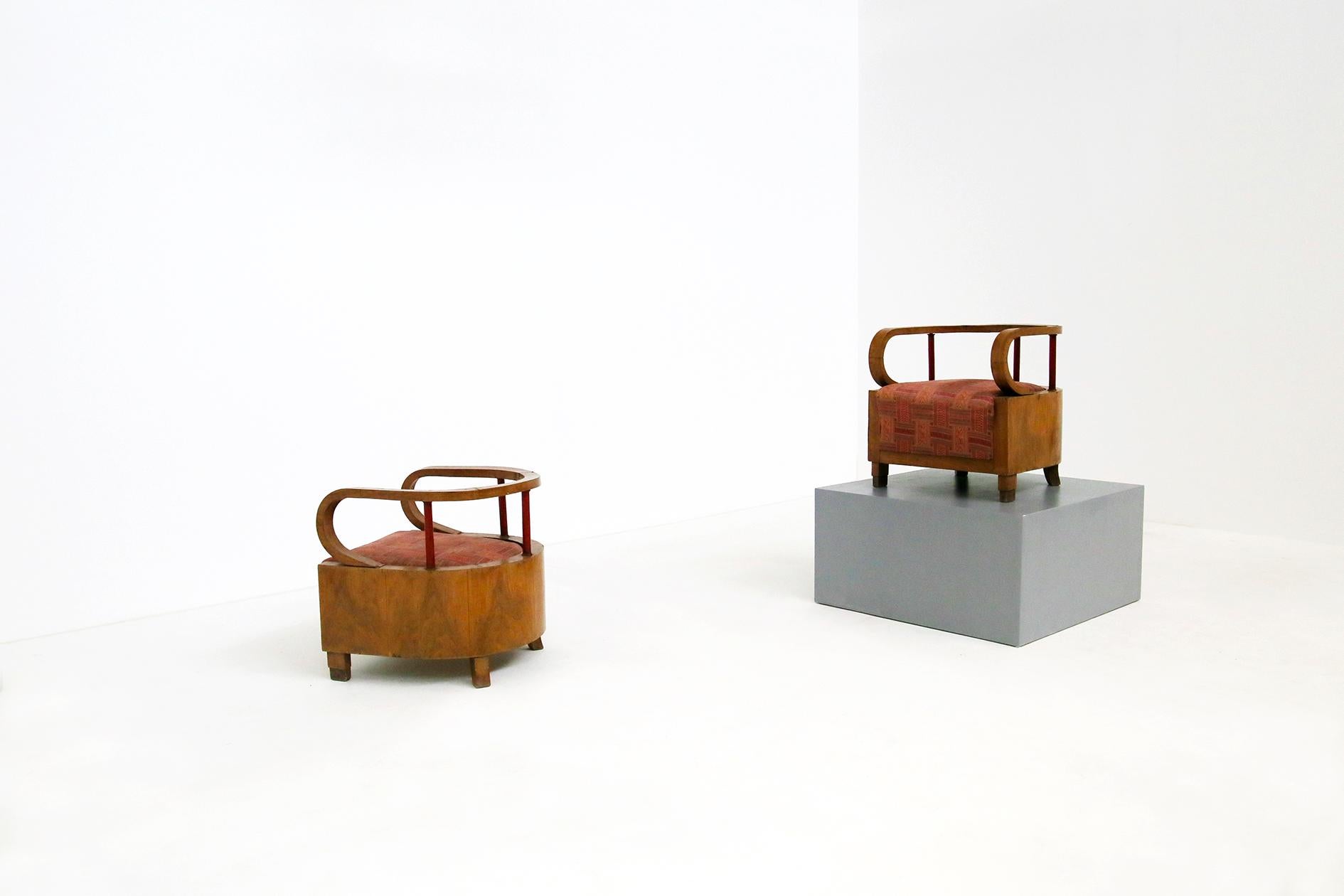 Pair of Italian Art Deco Armchairs Attributed to Giuseppe Terragni, 1920s In Fair Condition In Milano, IT