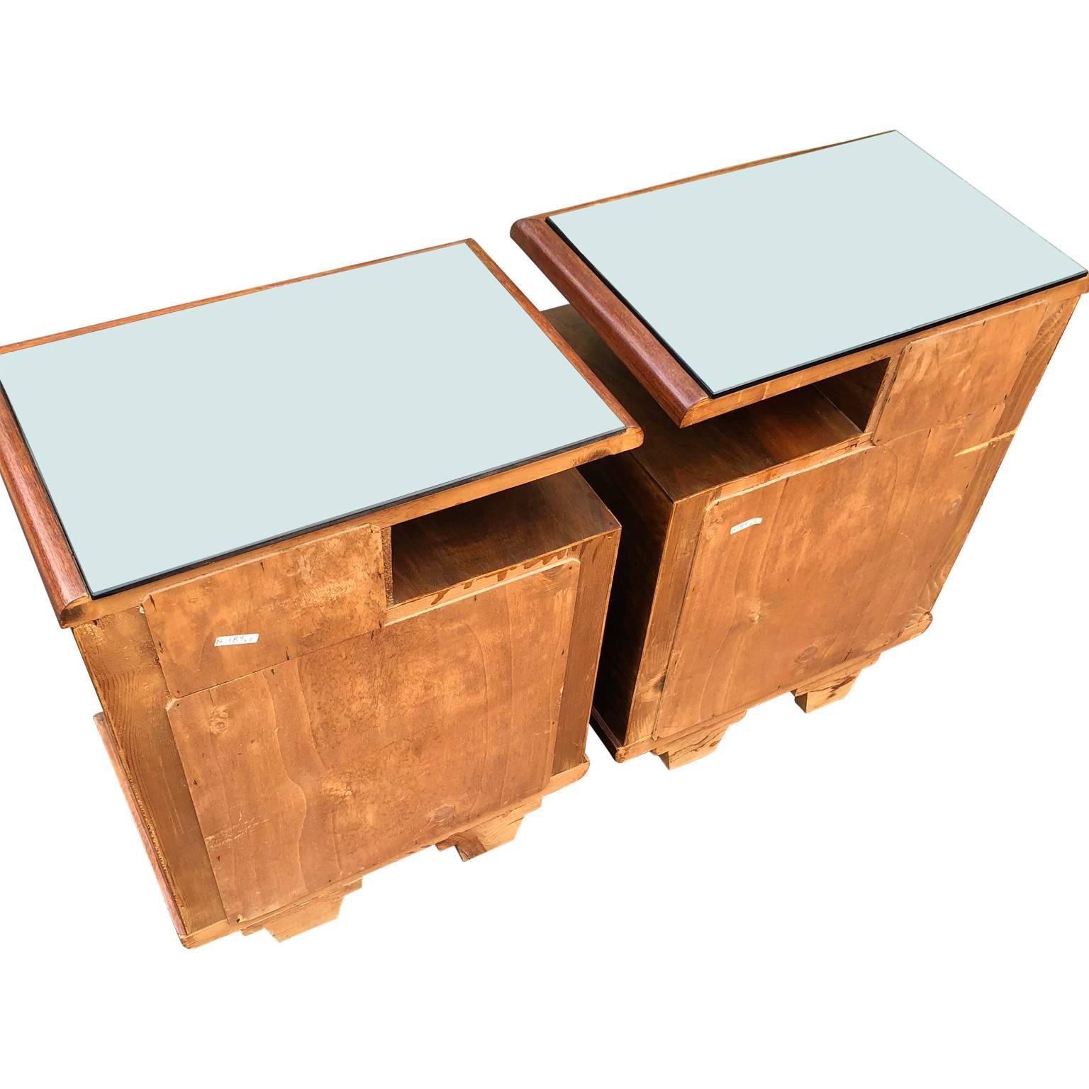 Pair Of Italian Art Deco Bed Side Tables Or End Tables For Sale 5