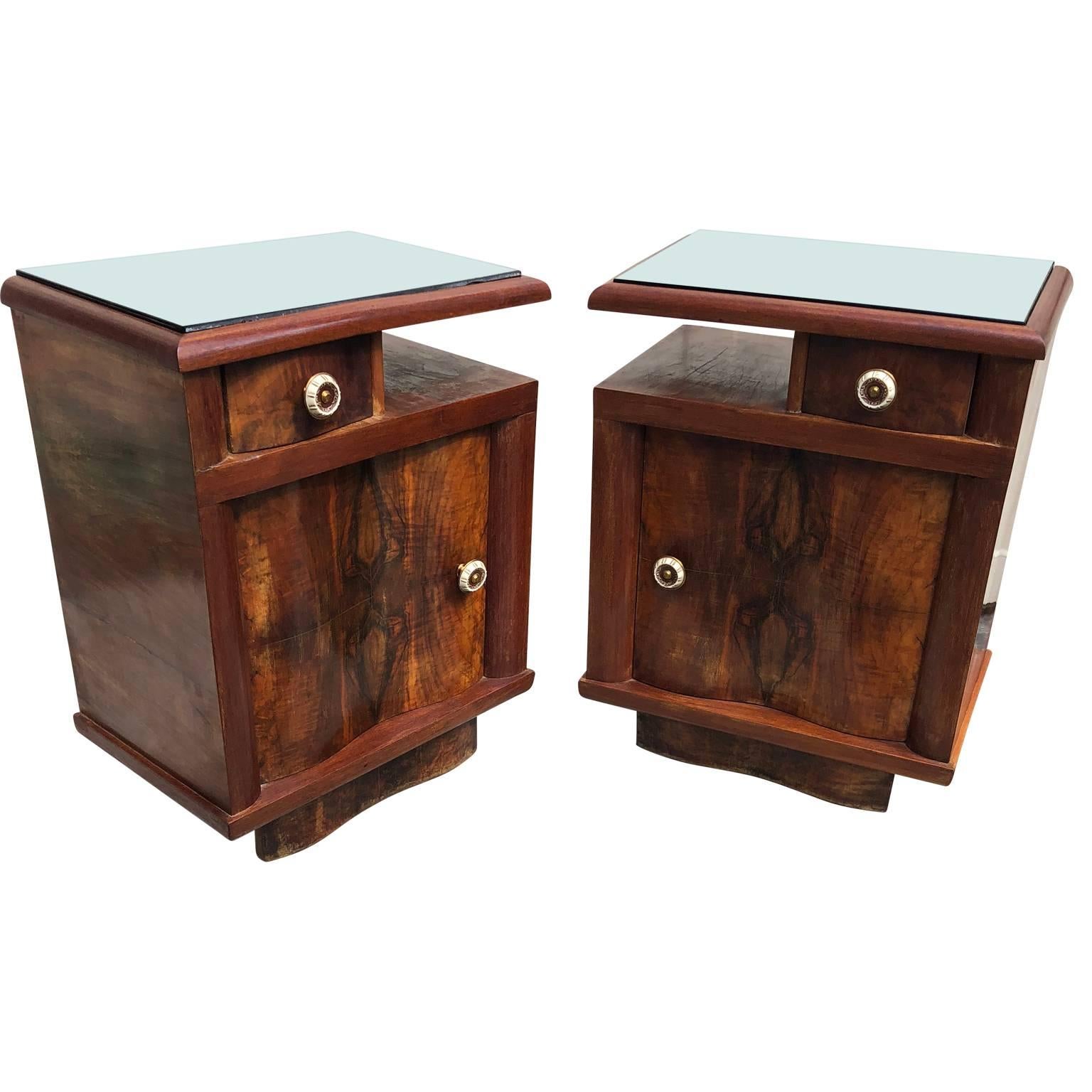 20th Century Pair Of Italian Art Deco Bed Side Tables Or End Tables For Sale