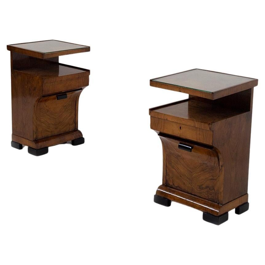 Pair of Italian Art Deco bedside tables in briarwood