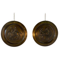 Coppia di piatti in ottone Art Deco italiani, anni '40