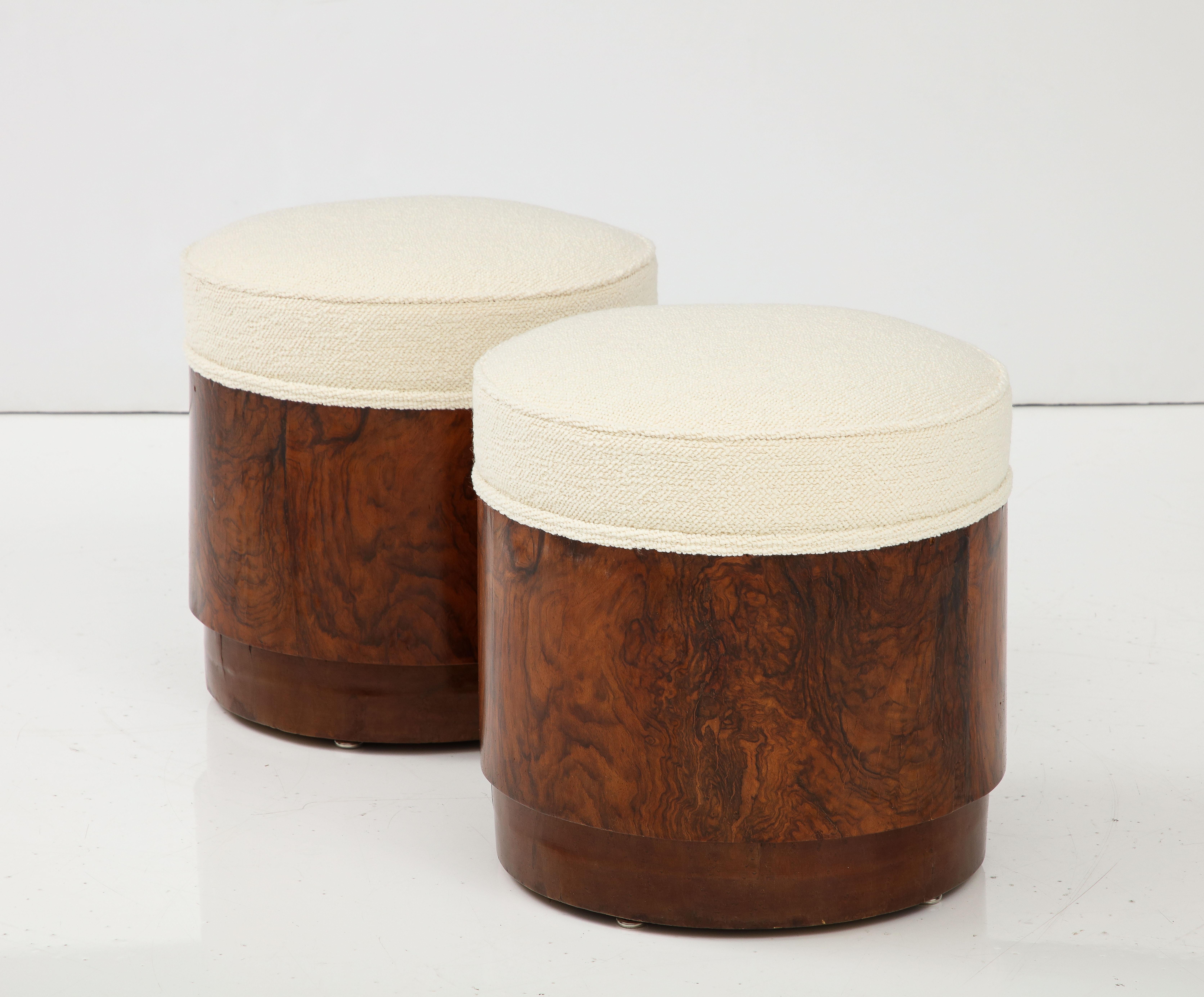 Pair of Italian Art Deco Burl Wood Circular Stools  In Good Condition For Sale In New York, NY
