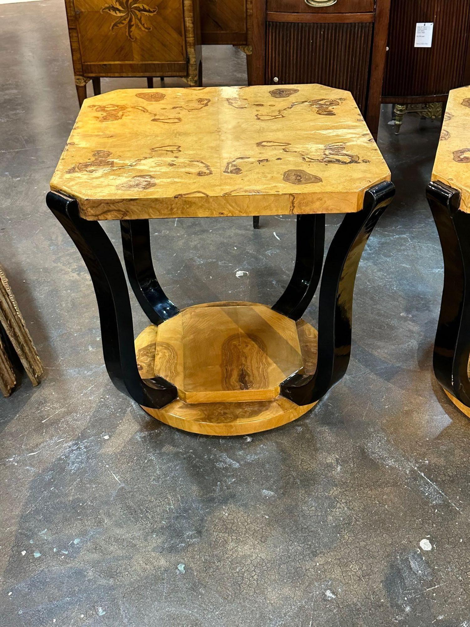 Pair of Italian Art Deco Burl Wood Side Tables In Good Condition In Dallas, TX