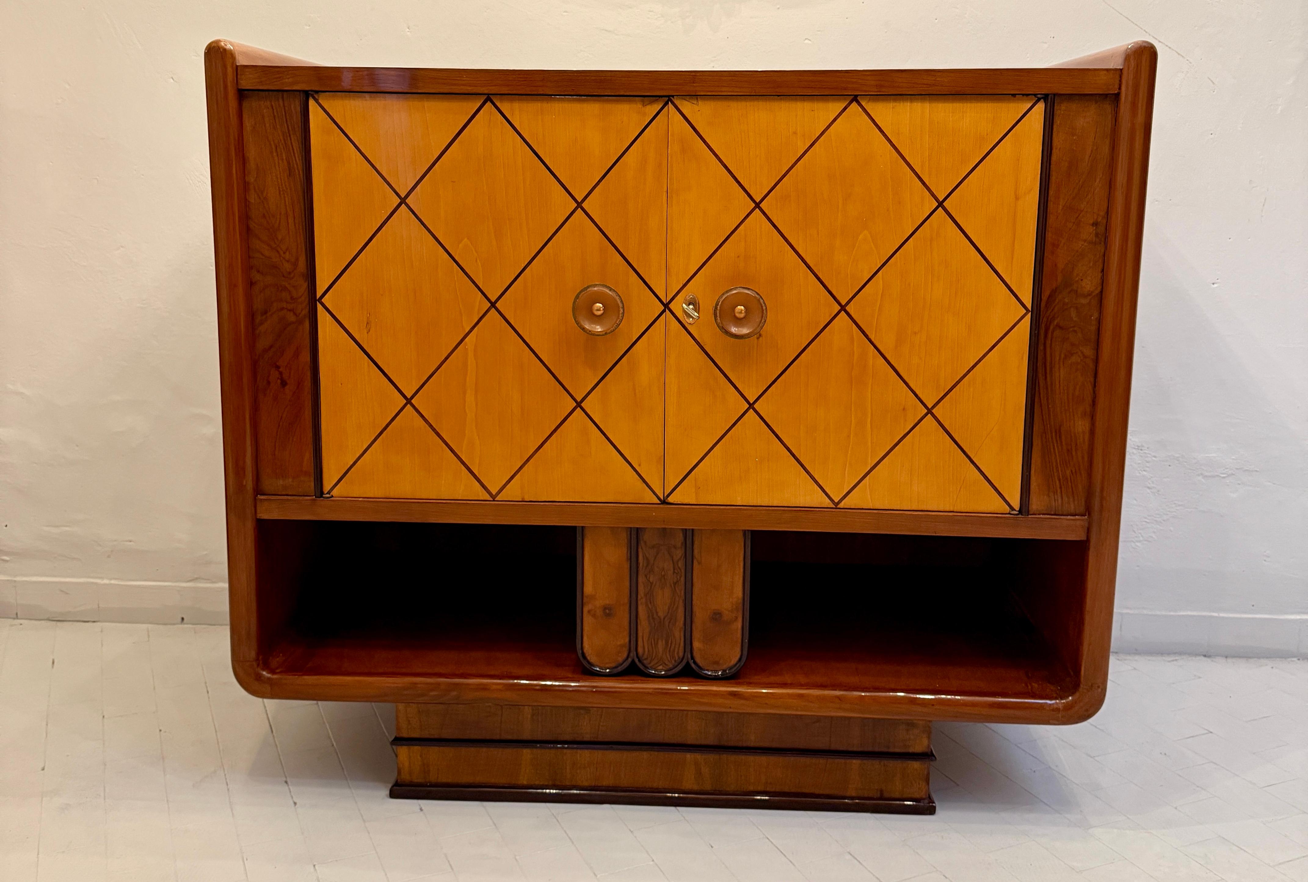 Paar italienische Art-Déco-Schränke  1940
