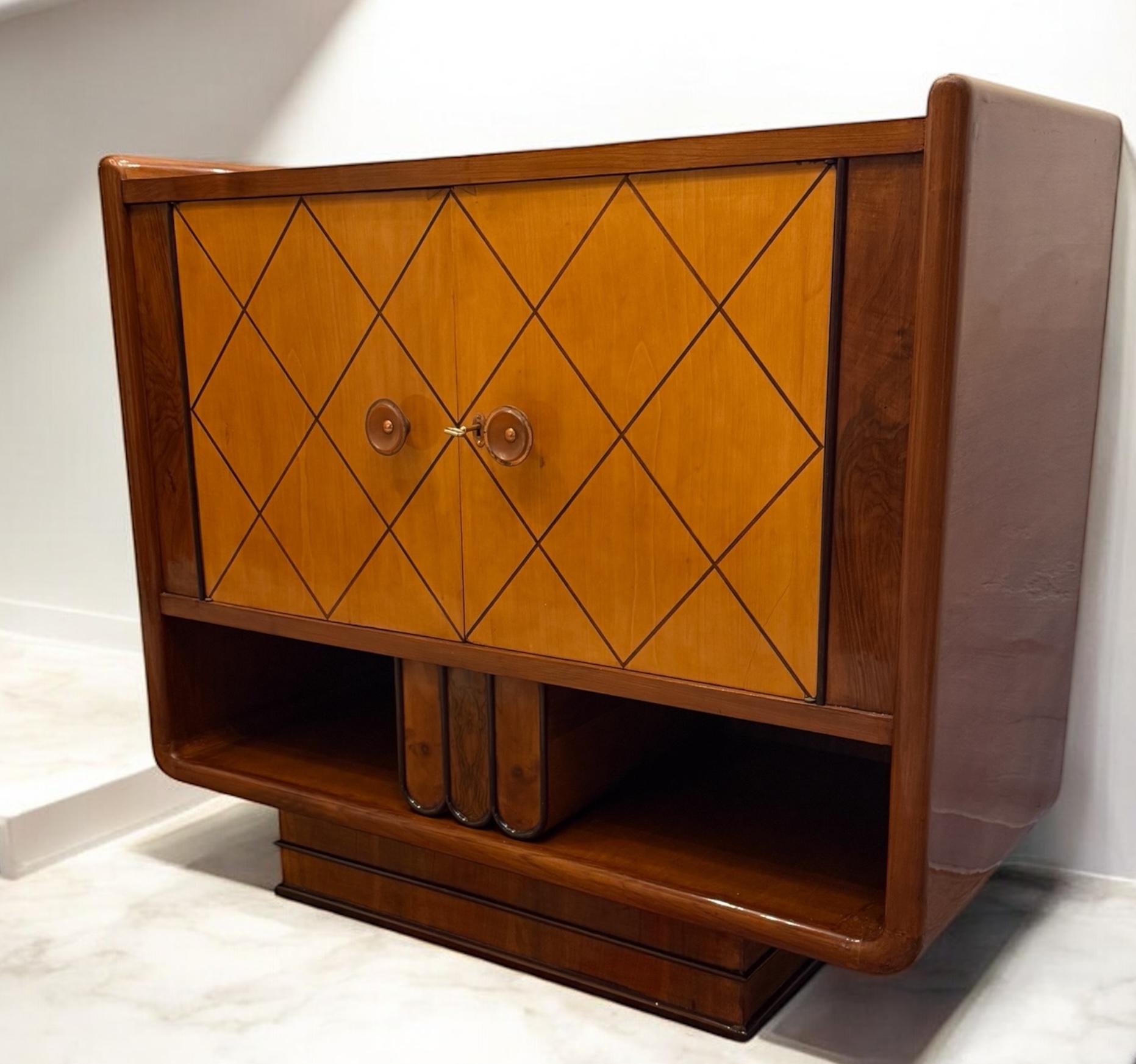 Paar italienische Art-Déco-Schränke  1940