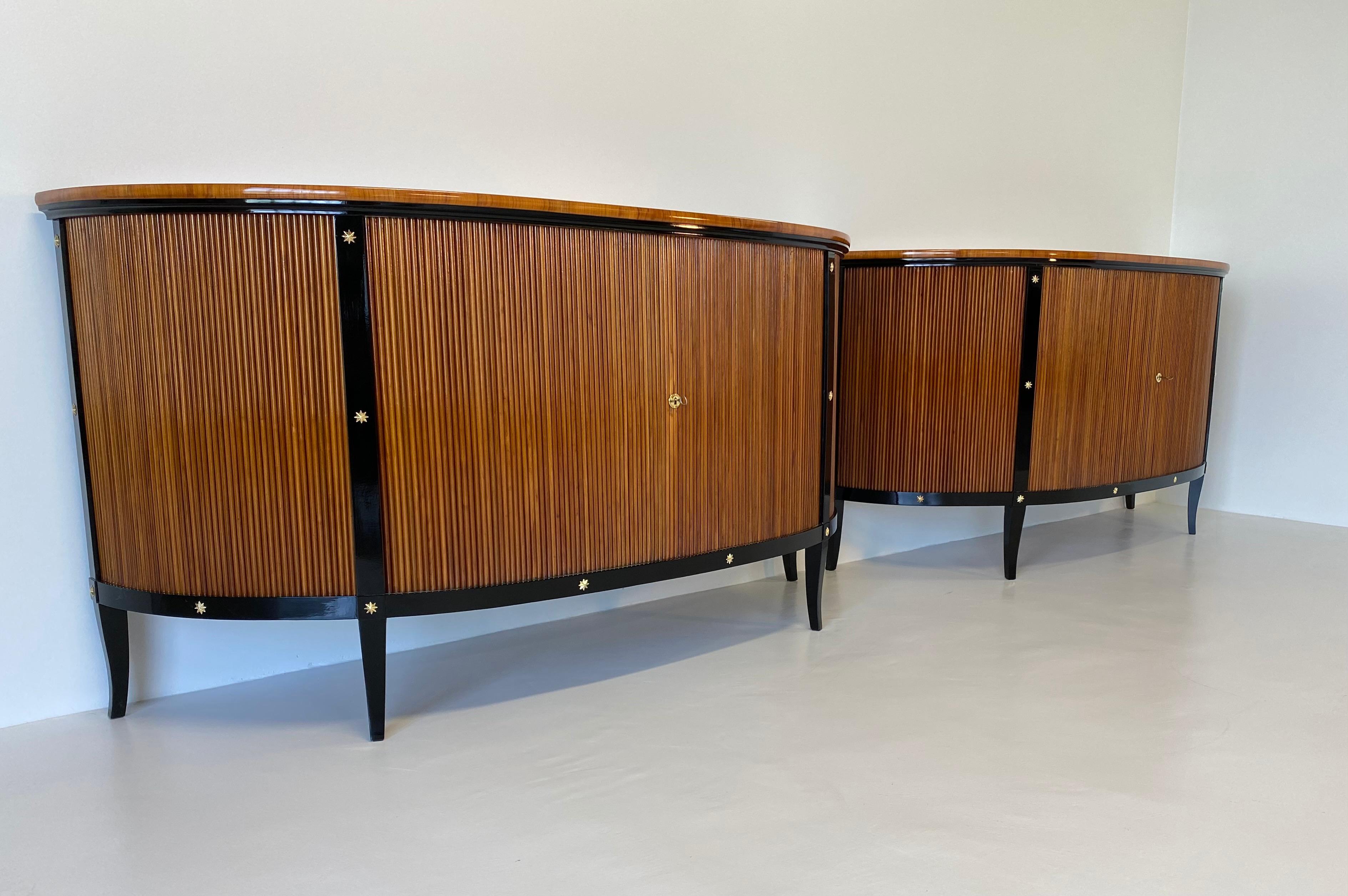 Pair of Italian Art Deco Cherry Wood Sideboards, 1950s In Good Condition In Meda, MB