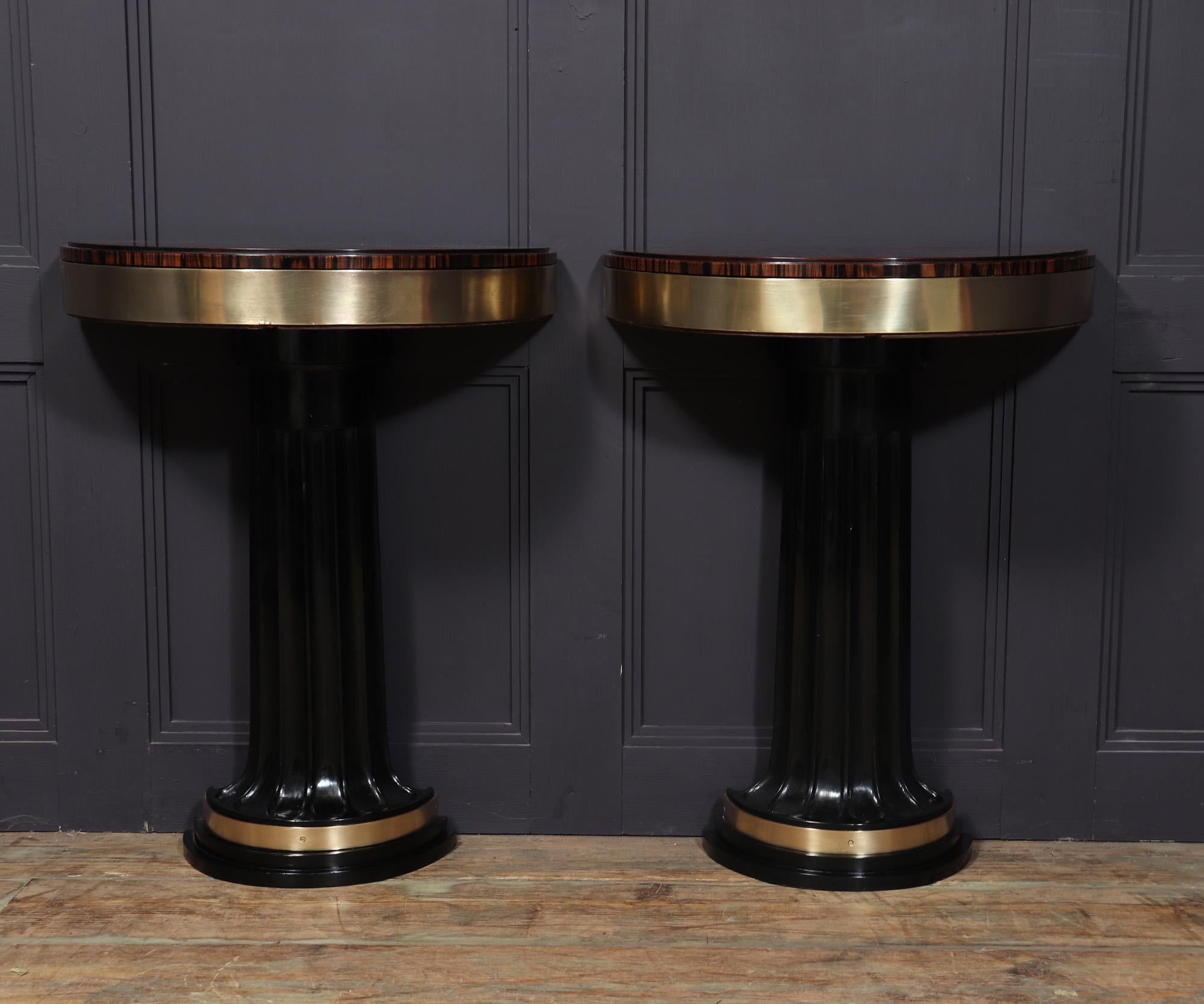 Pair of Italian Art Deco Console Tables in Macassar Ebony For Sale 7