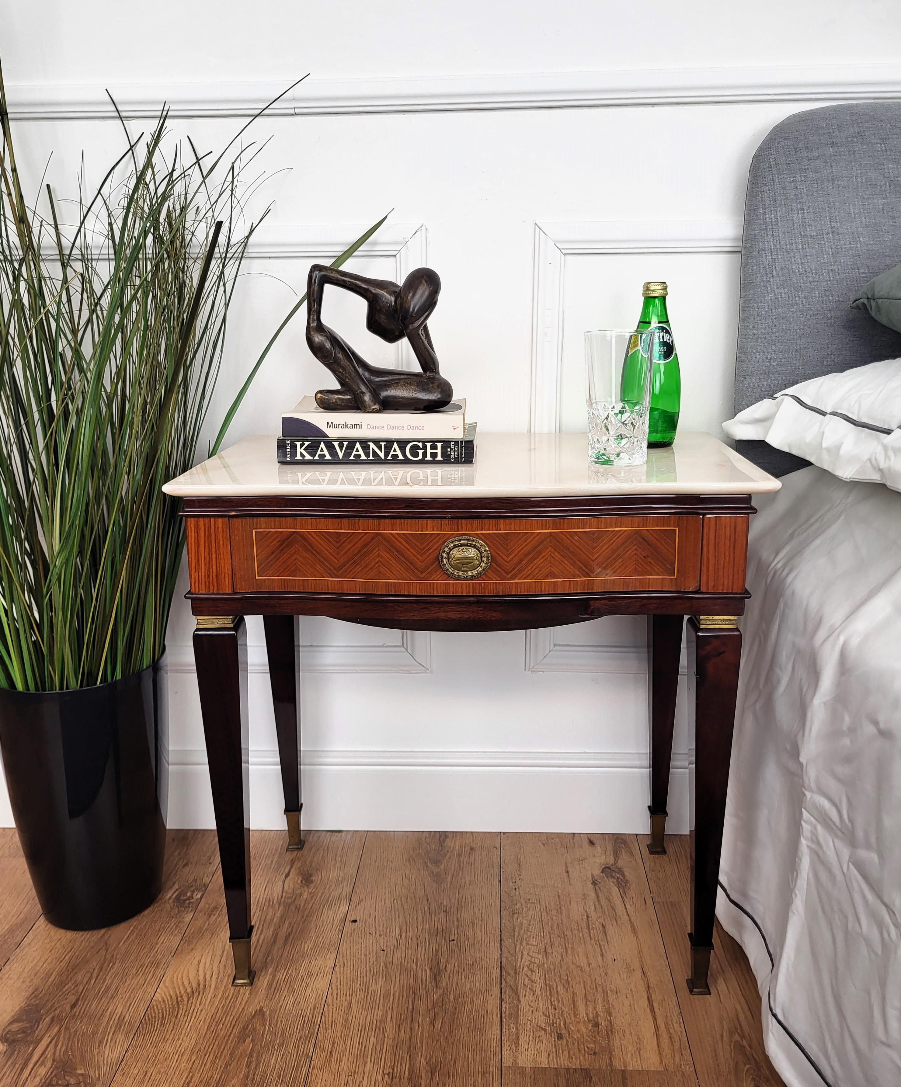 Pair of Italian Art Deco Marquetry Wood Marble Top Night Stands Bedside Tables In Good Condition In Carimate, Como