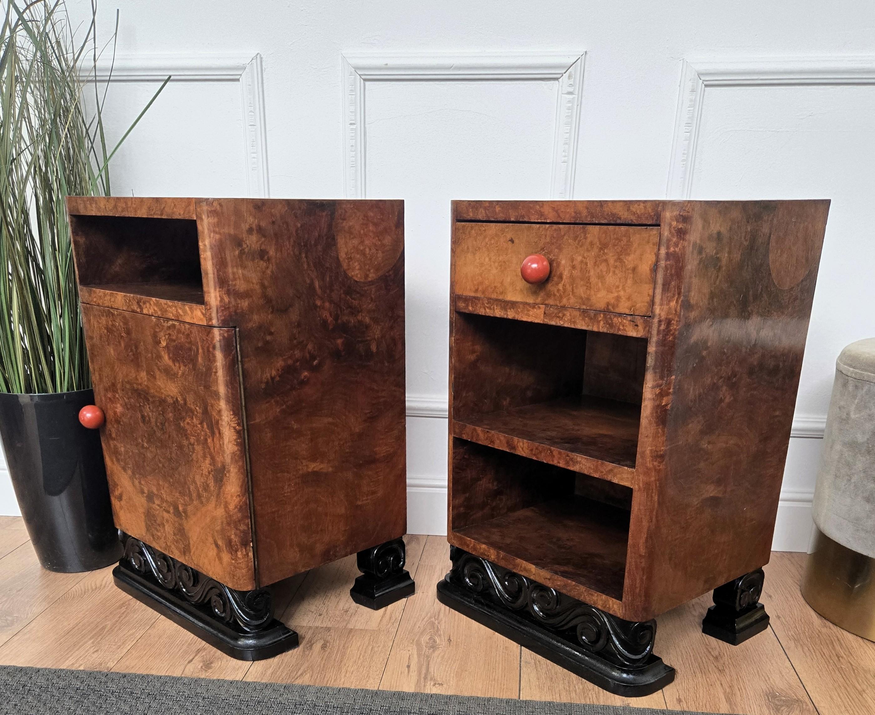 Pair of Italian Art Deco Night Stands Bed Side Tables in Burl Walnut For Sale 5