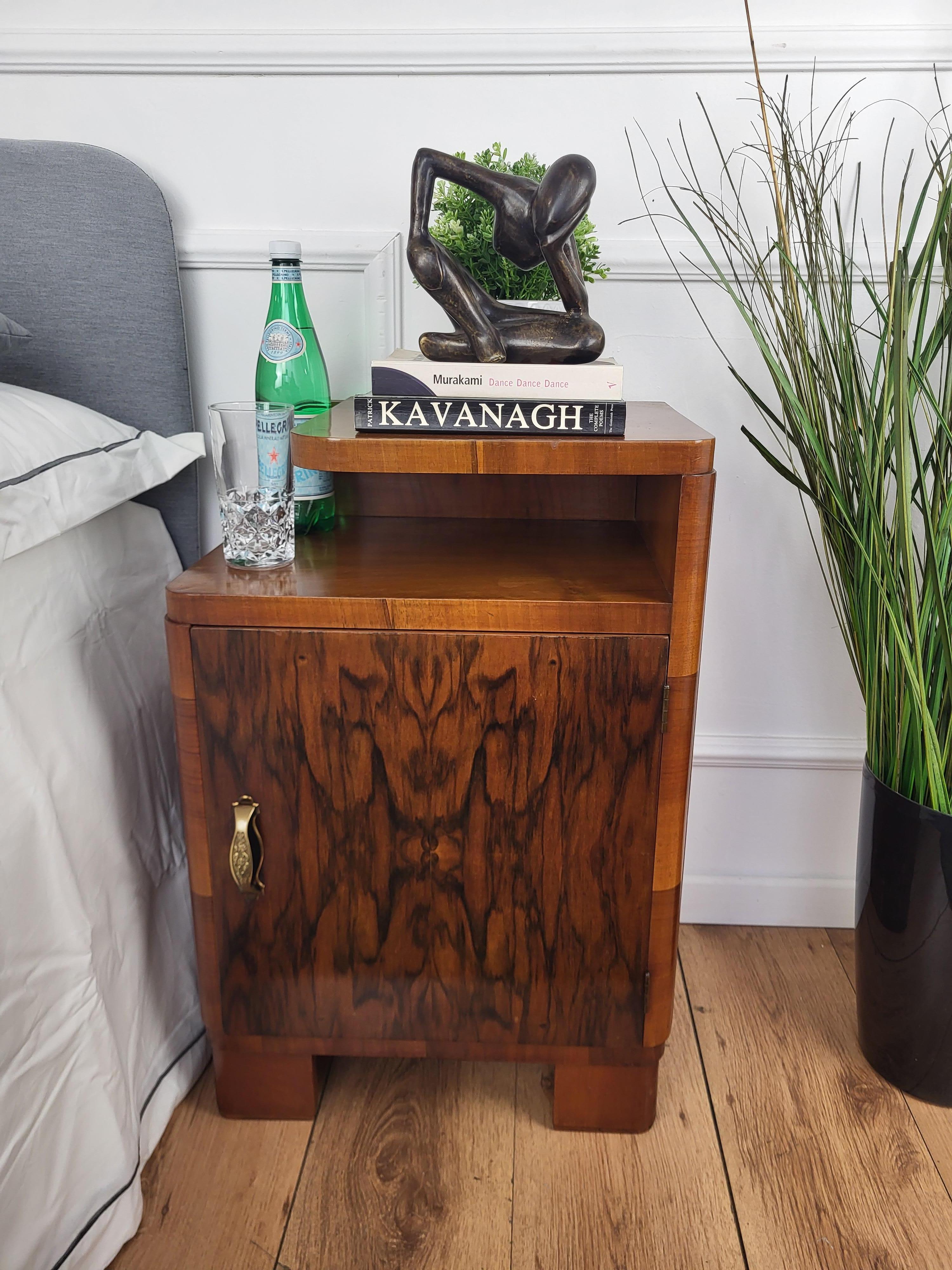Very elegant and refined pair of Italian 1940s Art Deco bedside tables with great design shape and decors in veneer burl walnut briar wood, double shelf and door. This night stands make a great look in any style bedroom, as a complementary design