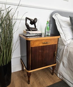 Pair of Italian Art Deco Night Stands Bed Side Tables in Burl Walnut