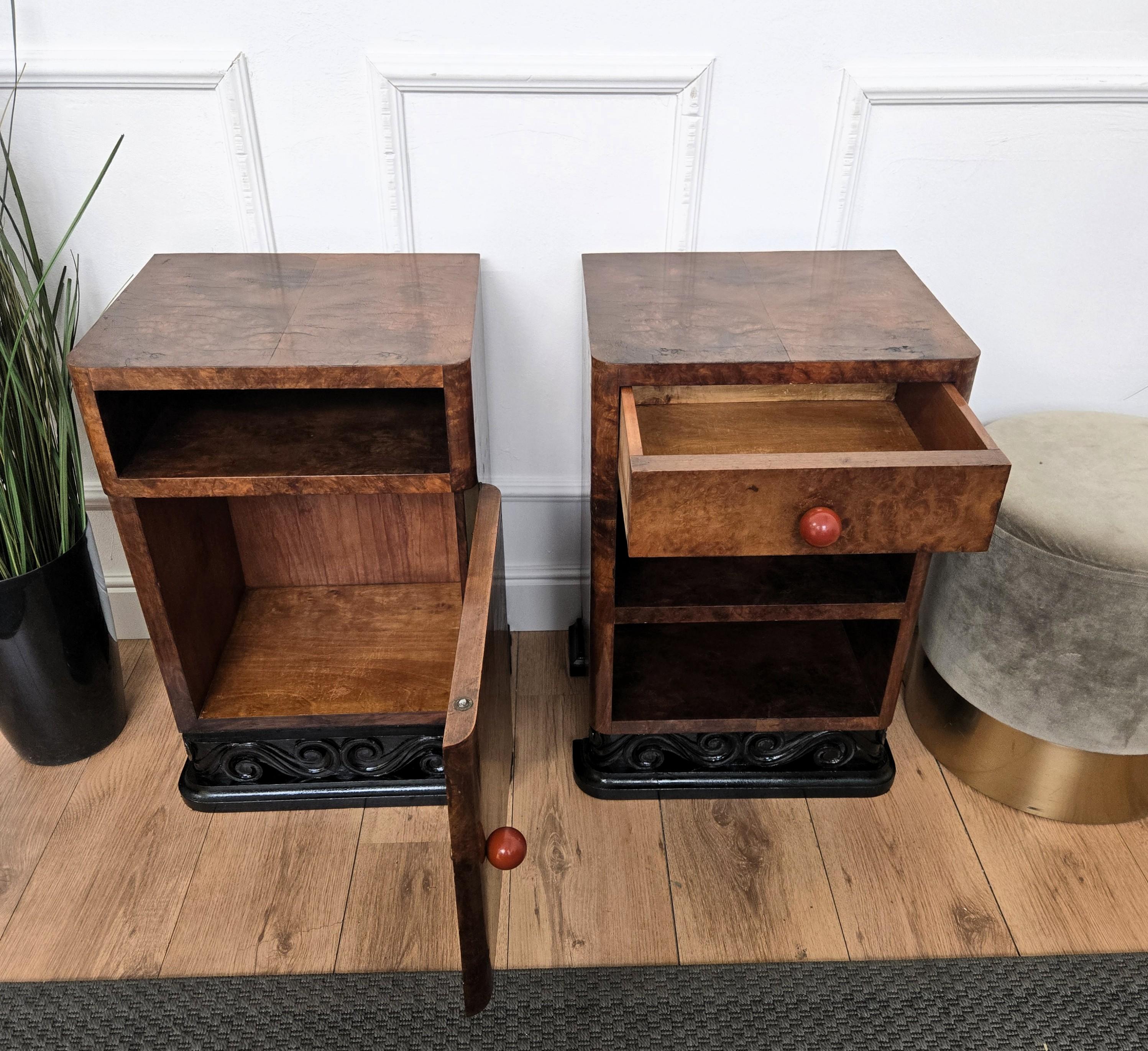 Pair of Italian Art Deco Night Stands Bed Side Tables in Burl Walnut For Sale 3