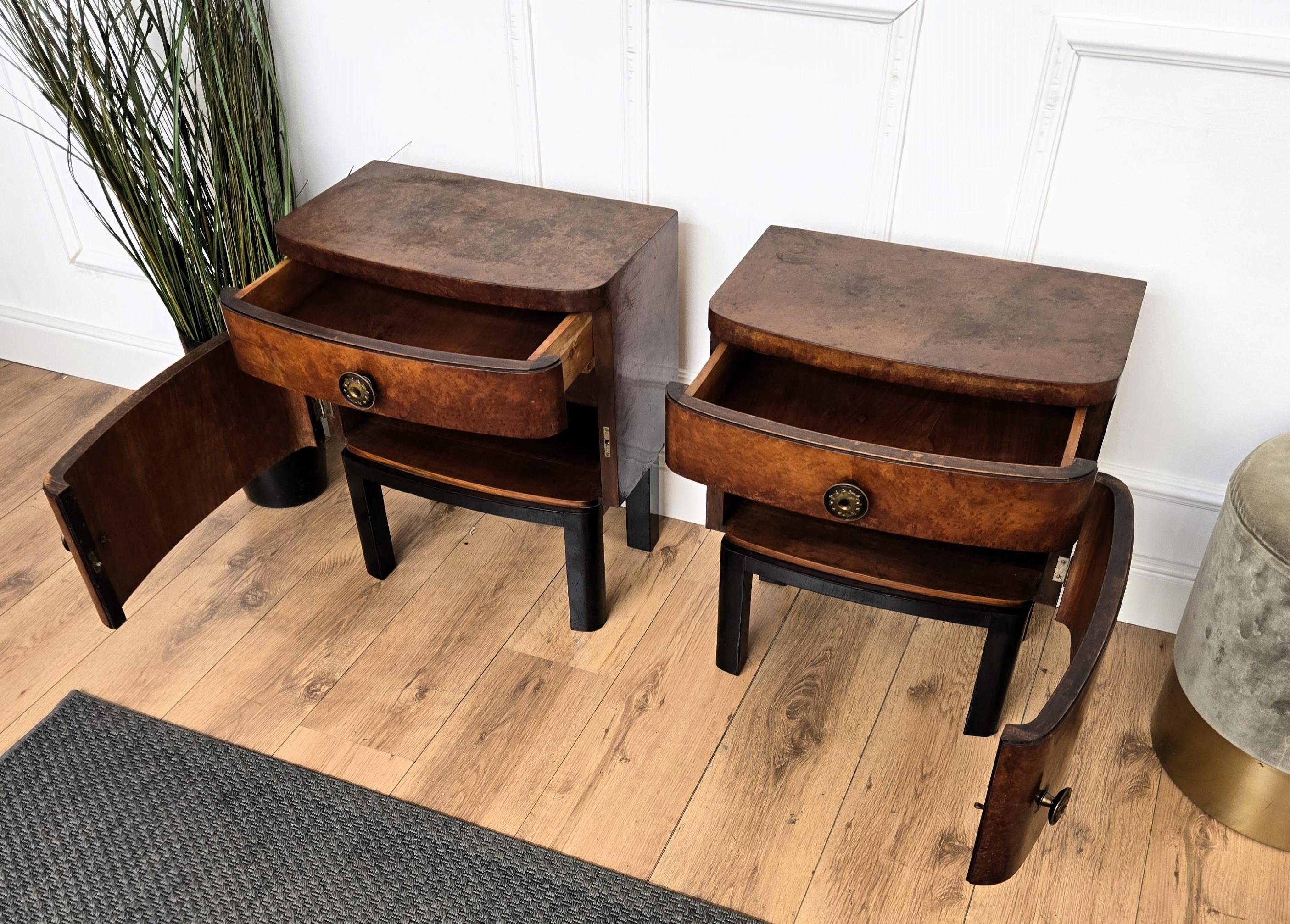 Pair of Italian Art Deco Night Stands Bed Side Tables in Burl Walnut 4