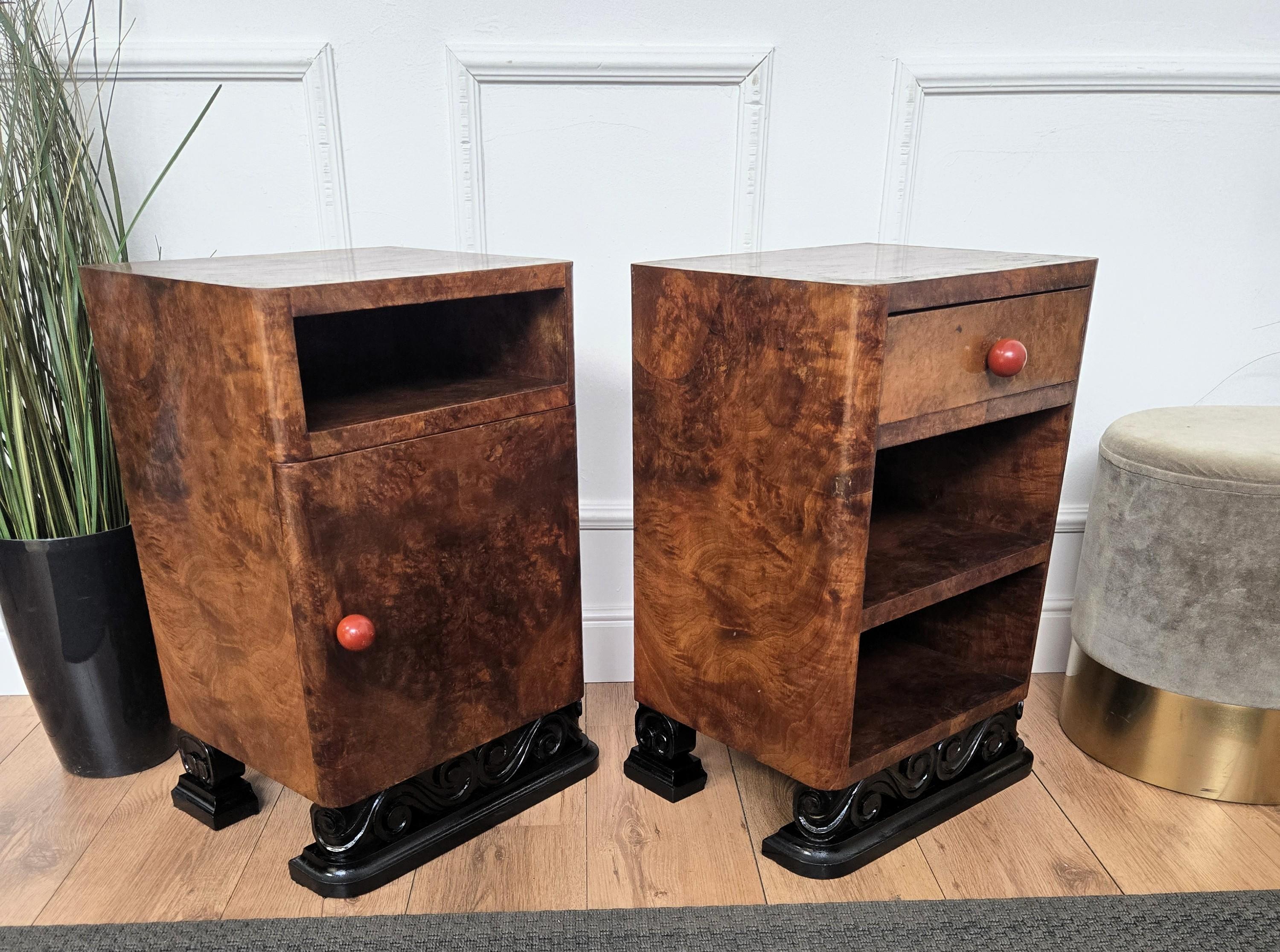 Pair of Italian Art Deco Night Stands Bed Side Tables in Burl Walnut For Sale 4