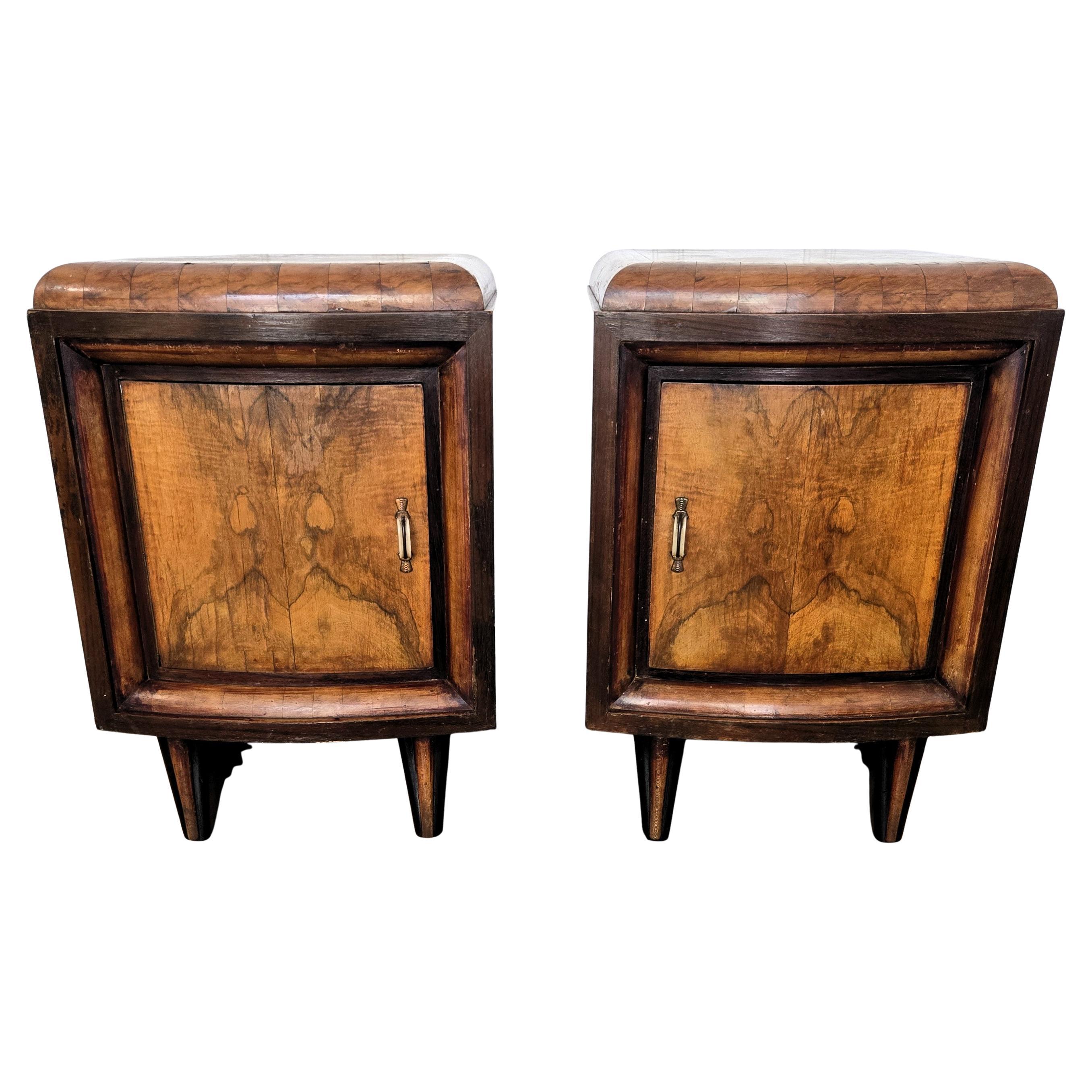 Pair of Italian Art Deco Night Stands Bed Side Tables in Burl Walnut
