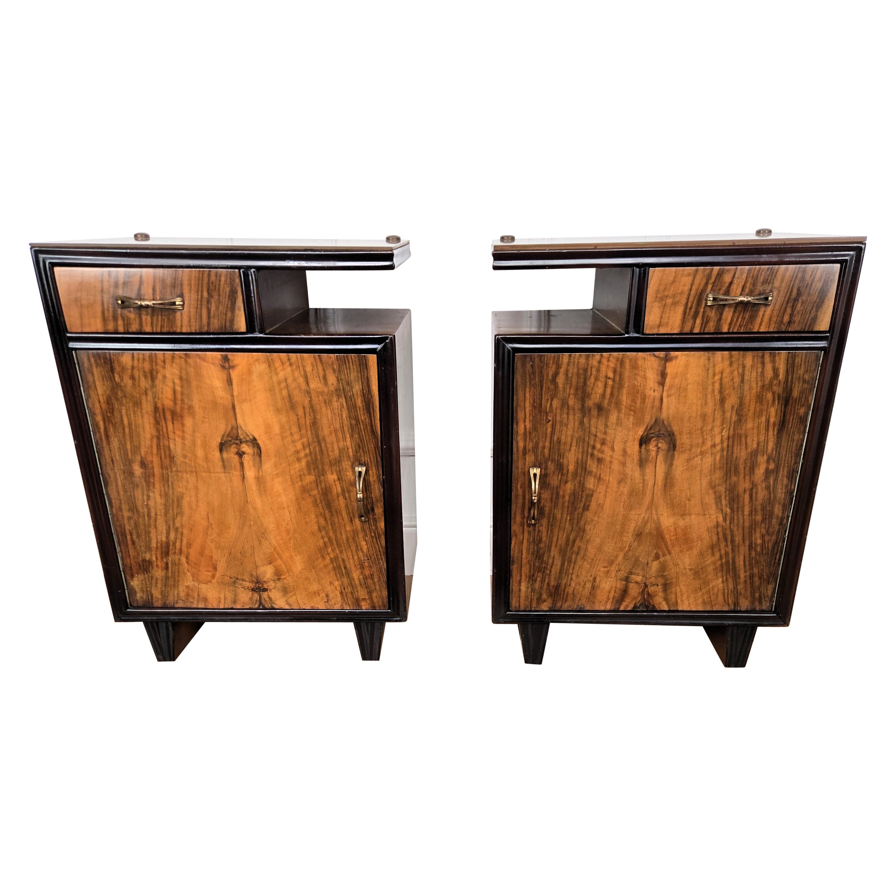 Pair of Italian Art Deco Night Stands Bed Side Tables in Burl Walnut Glass Top