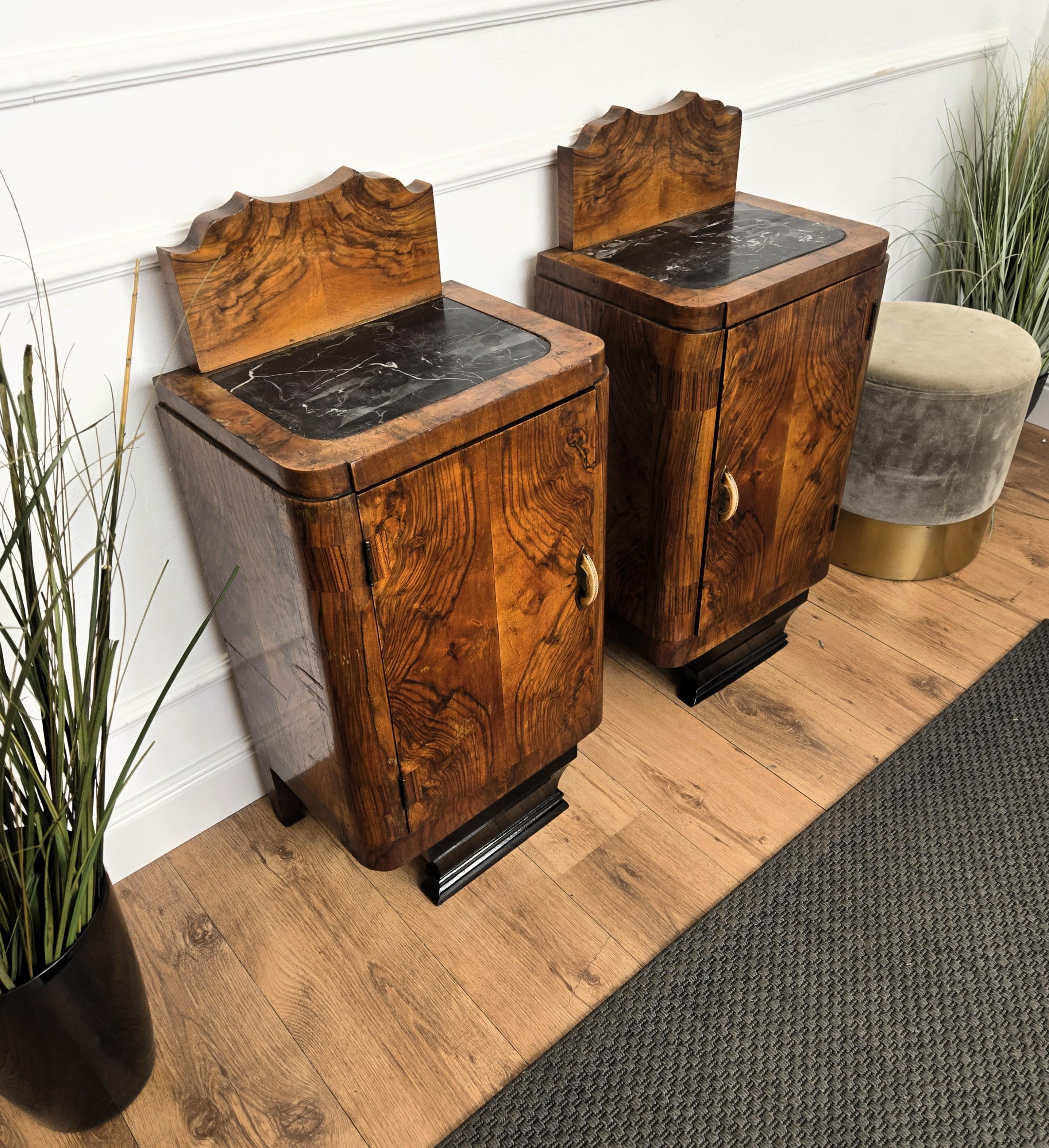 Pair of Italian Art Deco Night Stands Bed Tables in Burl Walnut Black Marble Top For Sale 1