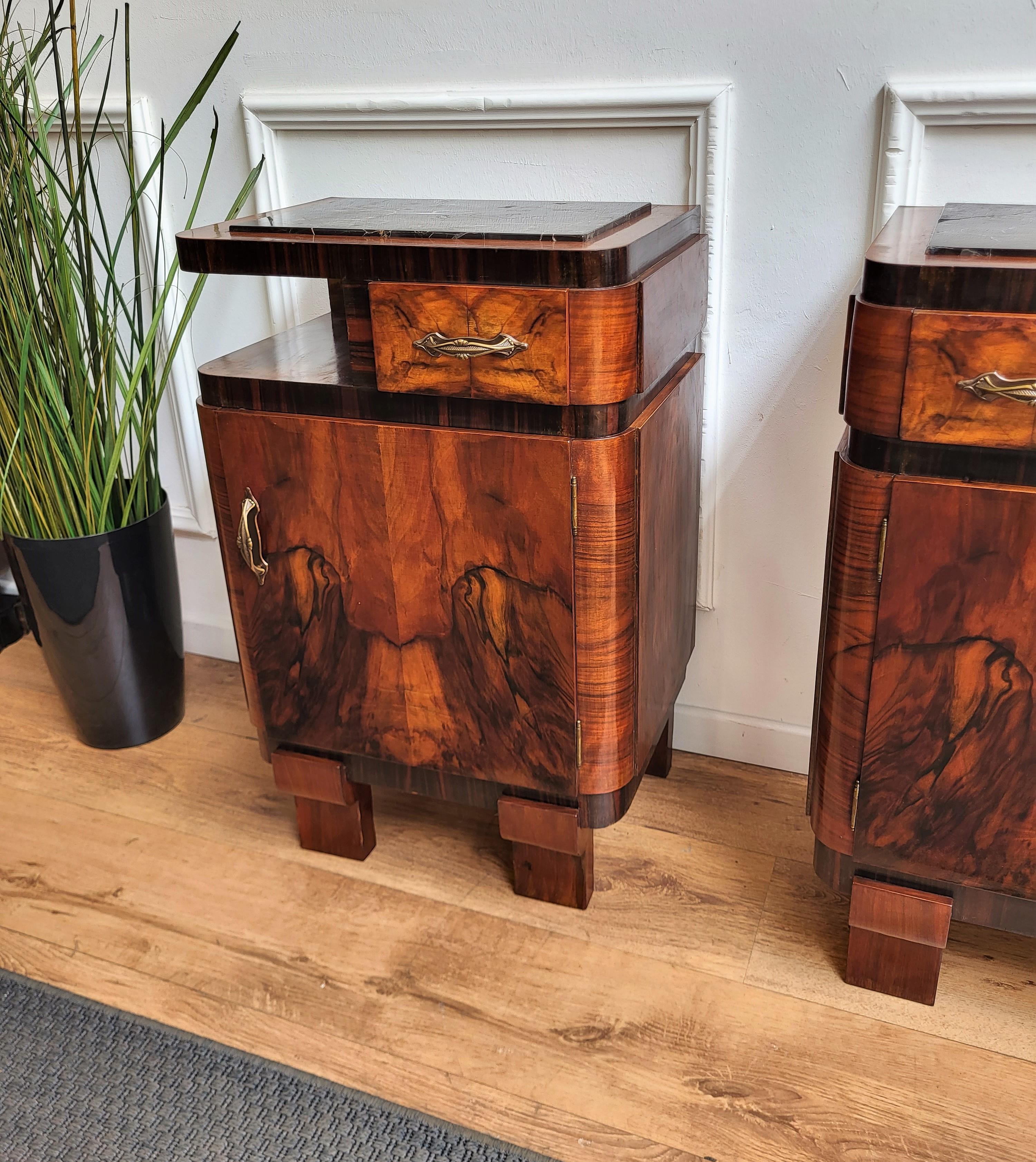 20th Century Pair of Italian Art Deco Night Stands Bed Tables in Burl Walnut Portoro Marble