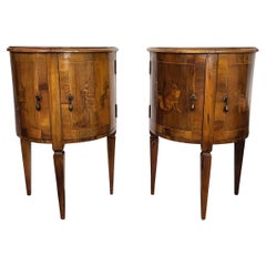 Paire de tables de chevet Art Déco italiennes en marqueterie de ronce de noyer