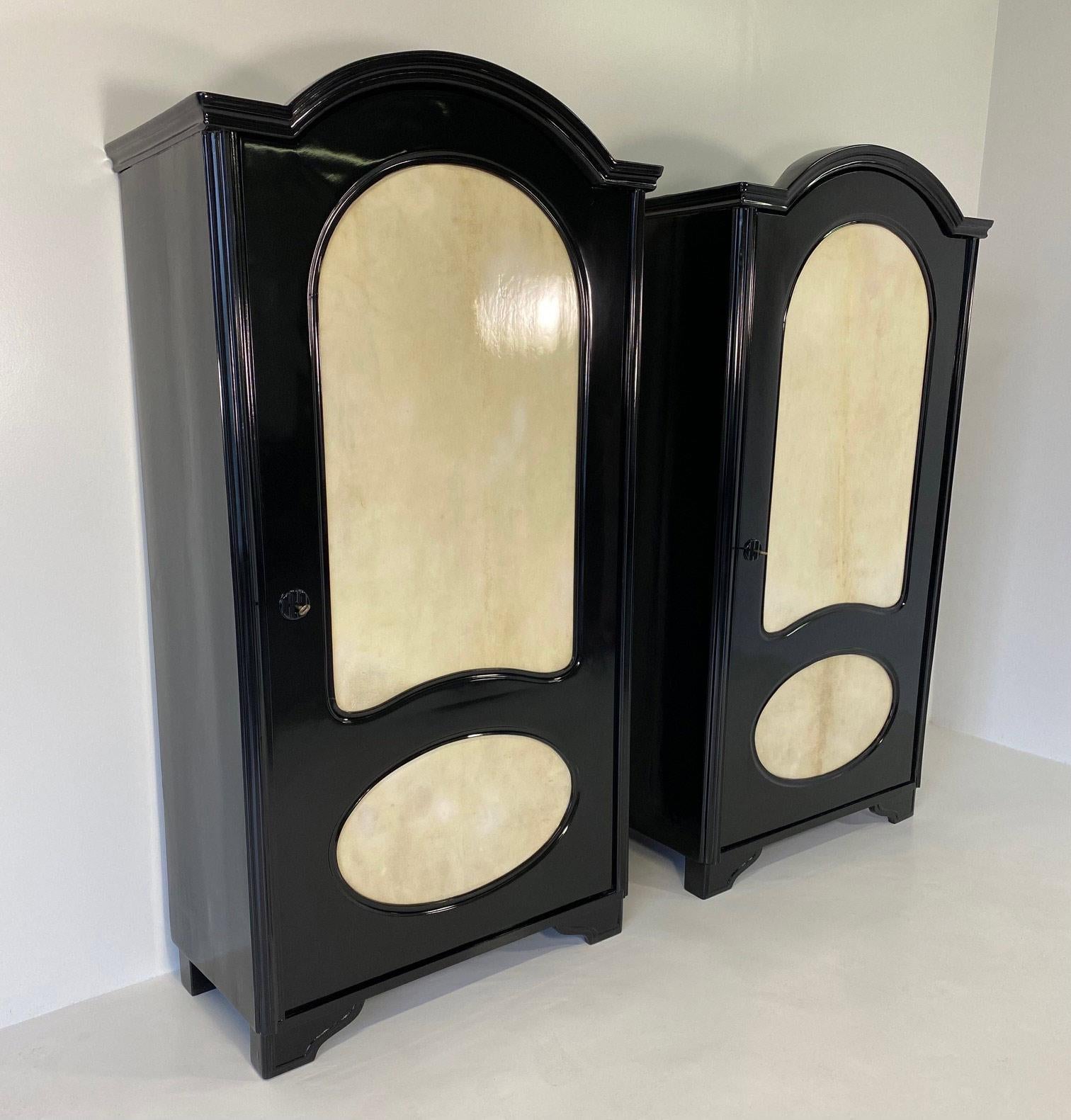 Mid-20th Century Pair of Italian Art Deco Parchment and Black Lacquer Twin Wardrobes, 1930s