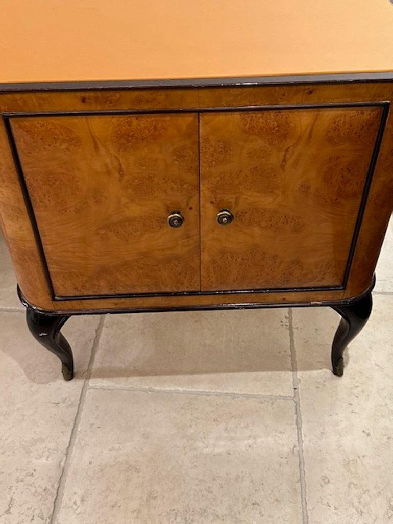 Pair of Italian Art Deco Side Tables In Good Condition For Sale In Dallas, TX