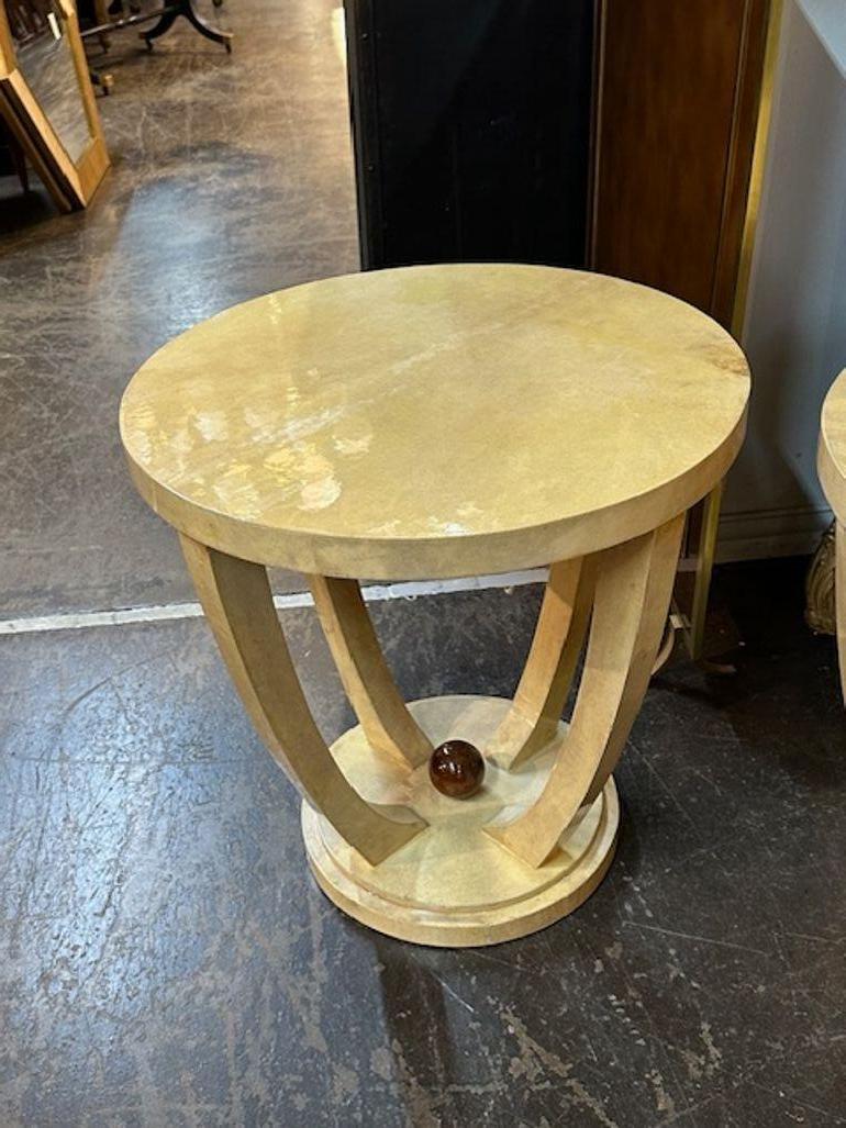 Pair of Italian Art Deco Side Tables For Sale 1