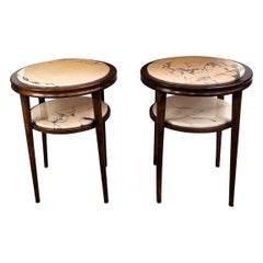 Paire de tables d'appoint italiennes Art Déco en lainage de noyer et marbre