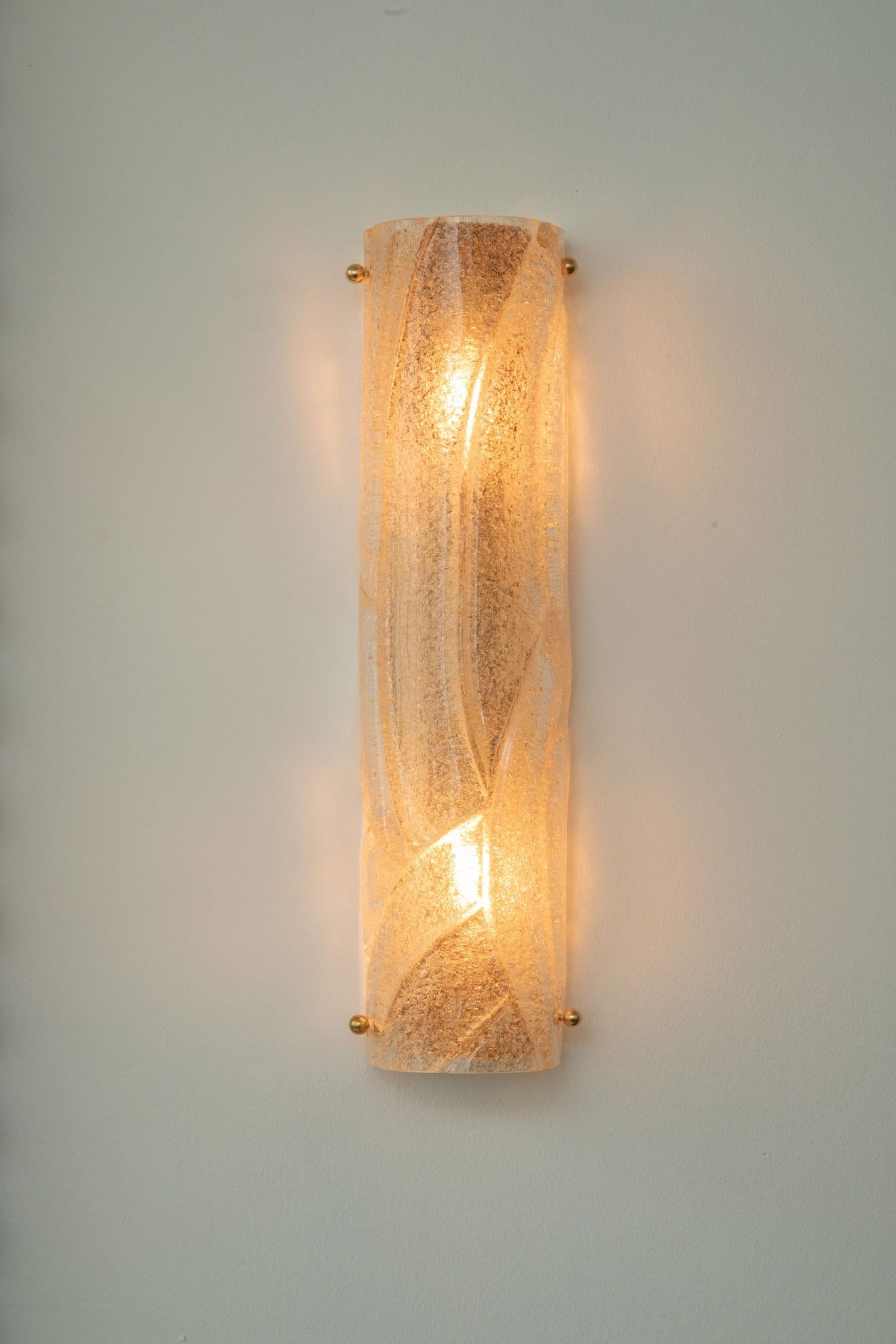 Coppia di lampade da parete in vetro di Murano ambrato in stile Art Deco italiano in vendita 4