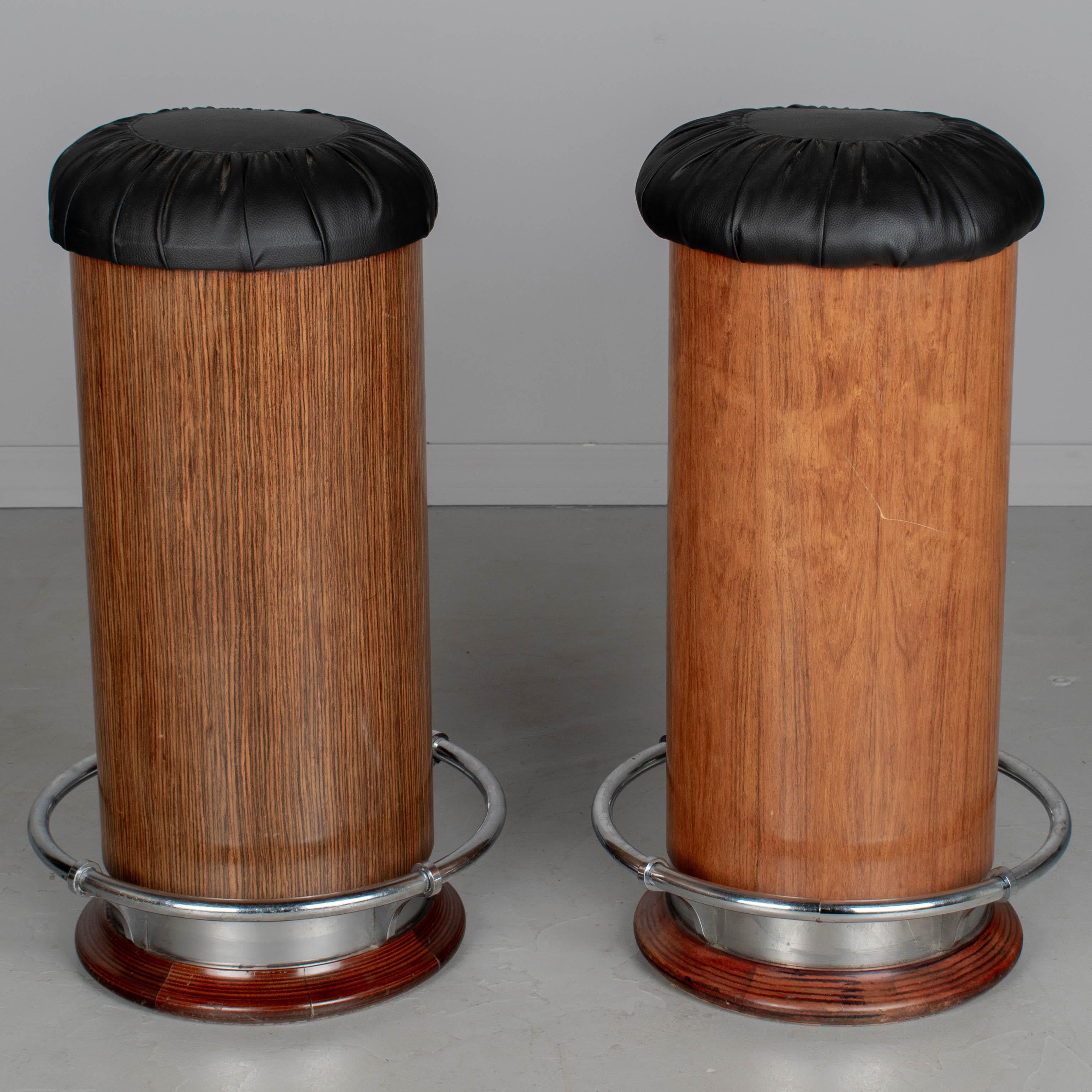 Pareja de taburetes de bar italianos de estilo Art Decó Italiano en venta