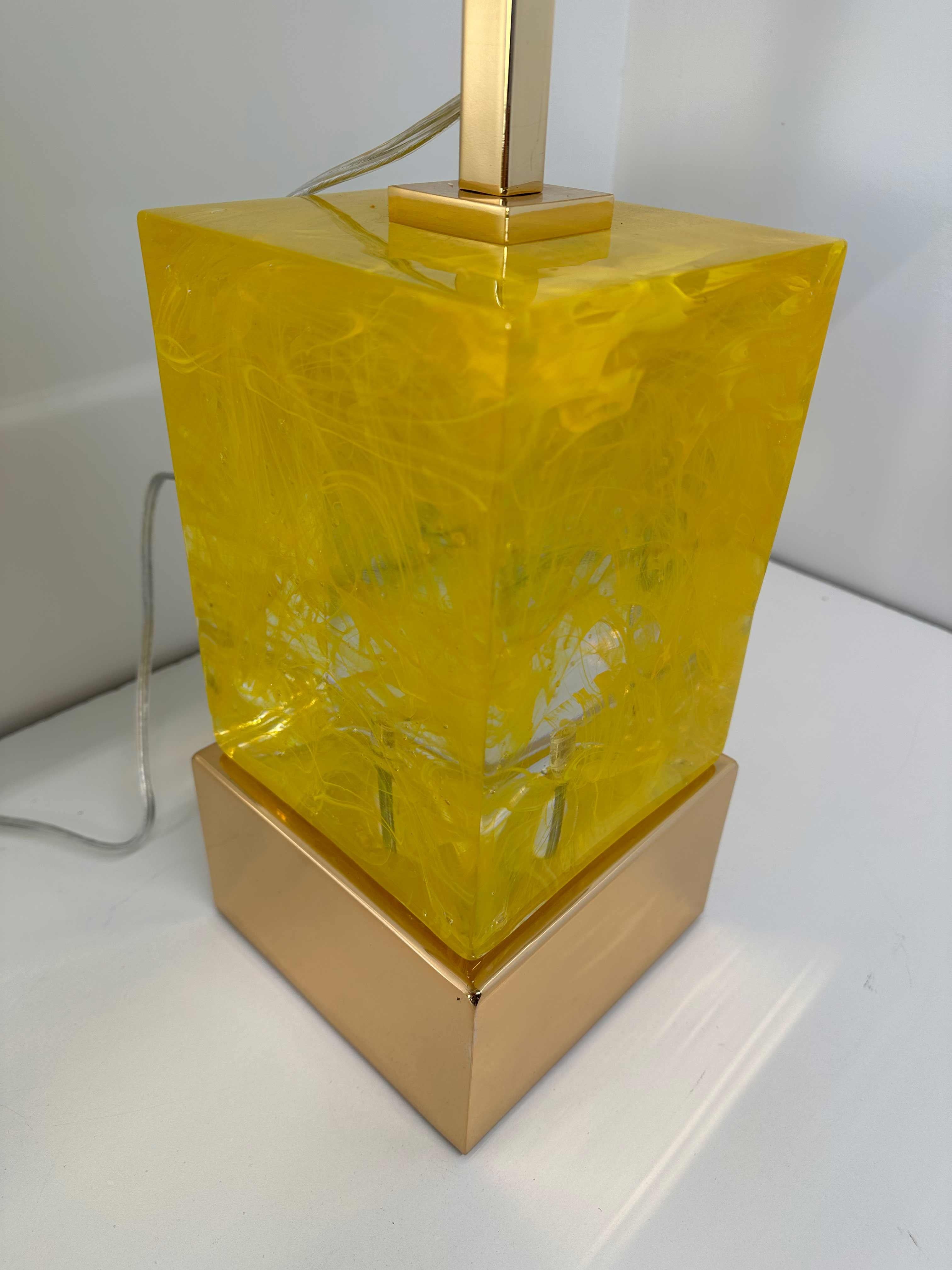 Pair of Italian Art Deco Style Yellow Murano Cube Glass Table Lamps  For Sale 5