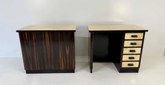 Coppia di scrivanie gemelle Art Deco in Macassar e Pergamena, anni '40