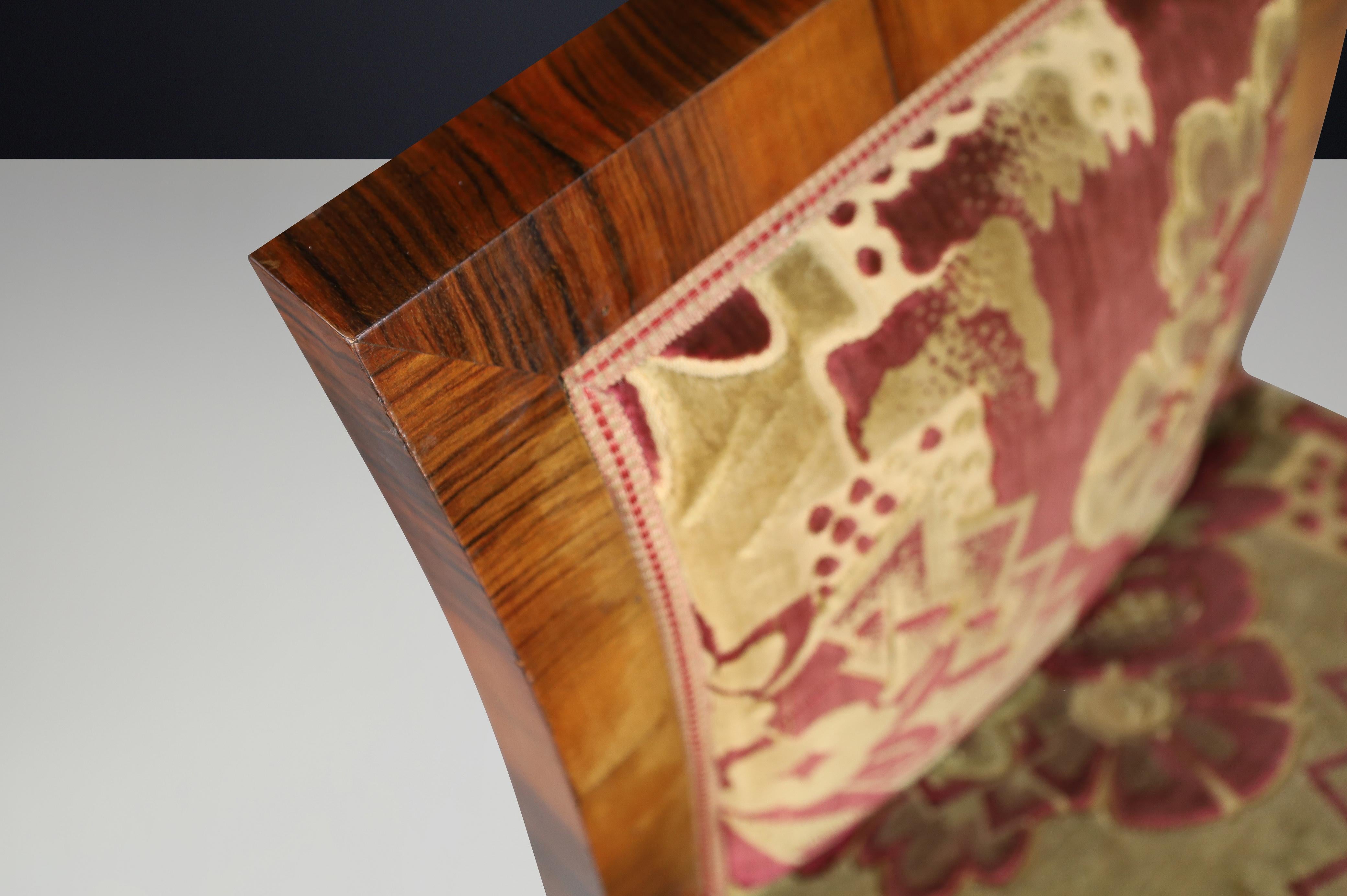 Paar italienische Art-Déco-Hocker aus Nussbaummaser mit Original-Samt, Neapel, 1930er Jahre im Angebot 9