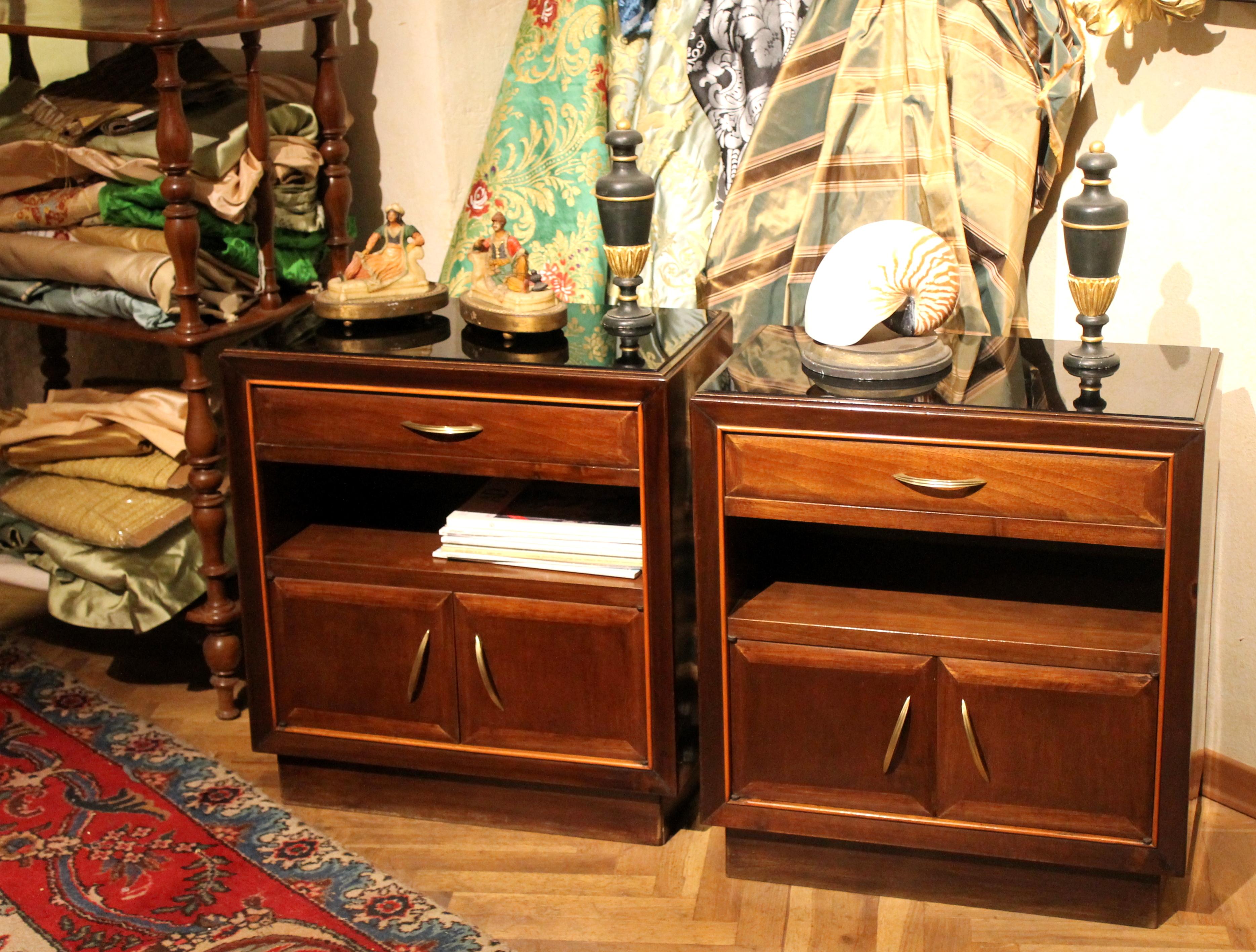 Pair of Italian Art Deco Walnut Wood Nightstand Cabinets with Brass Handles 9