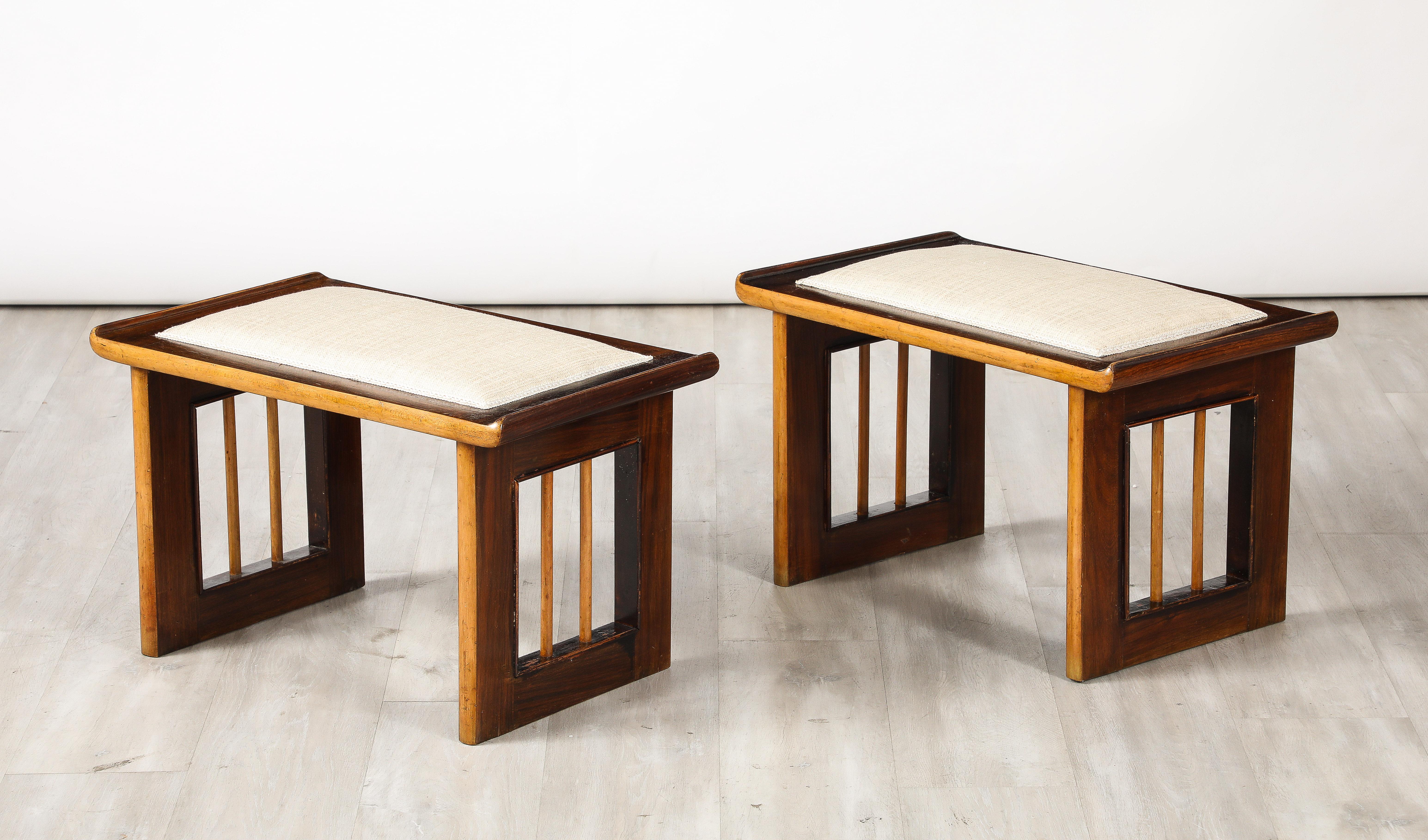 Pair of Italian Art Deco Wood Stools, Italy, circa 1940  In Good Condition For Sale In New York, NY
