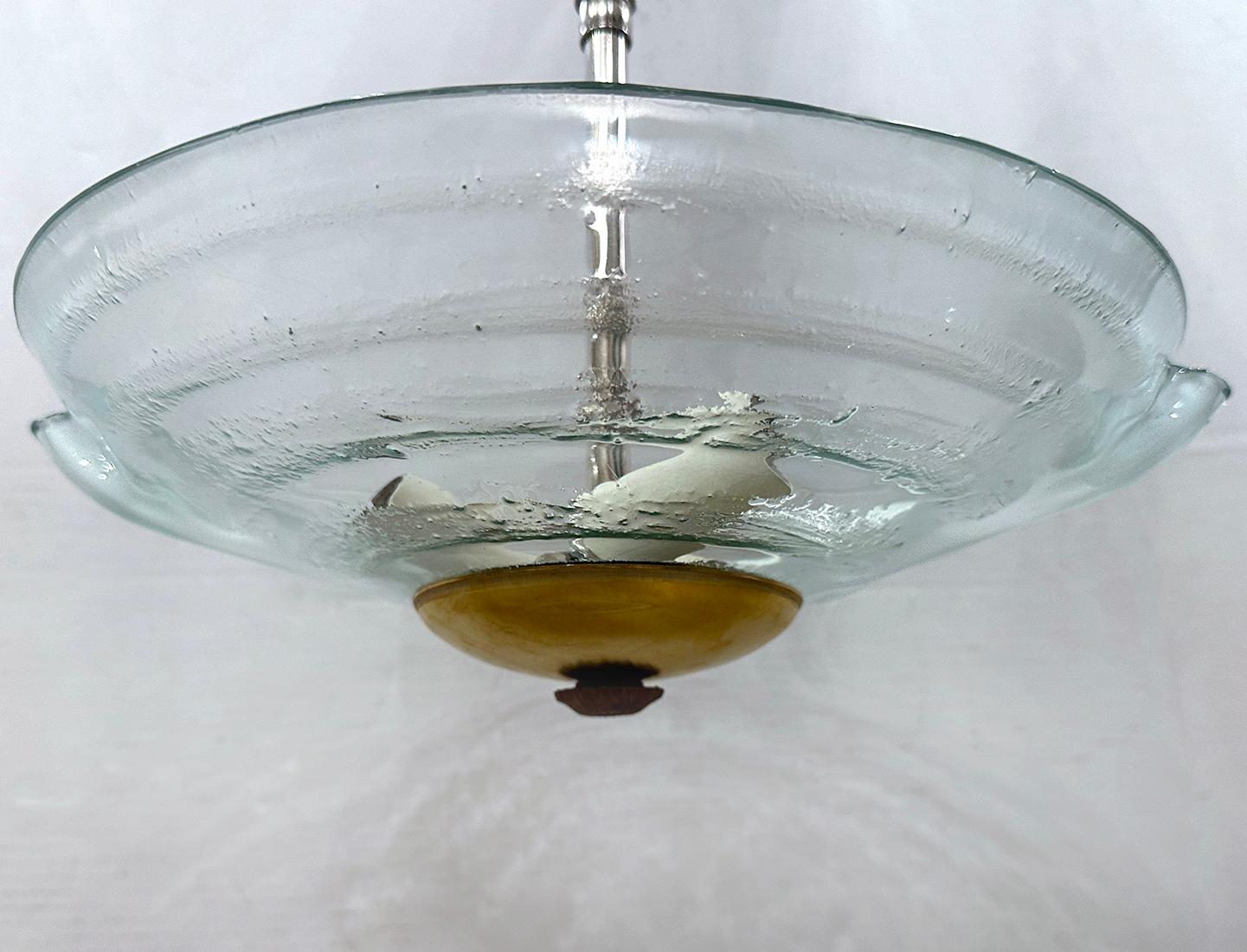 Paire de luminaires en verre soufflé italien des années 1960 avec 3 lampes candélabres. Vendu à l'unité

Mesures :
Hauteur : 12