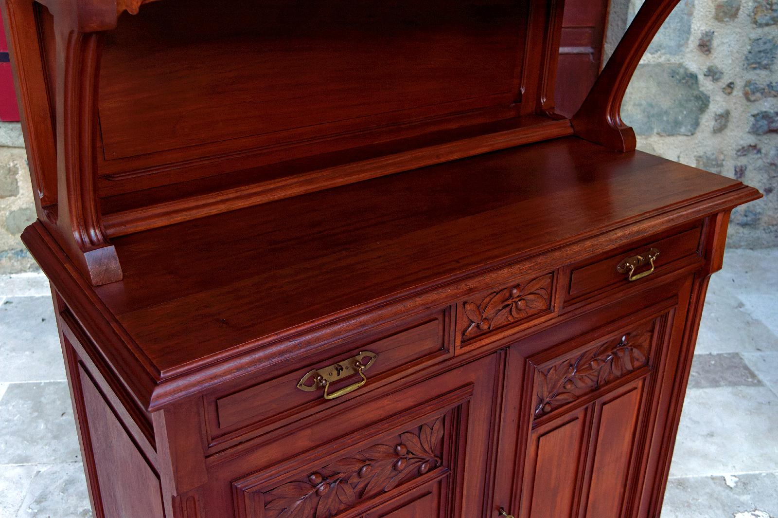 Pair of Italian Art Nouveau Twin Sideboards, circa 1910 For Sale 4