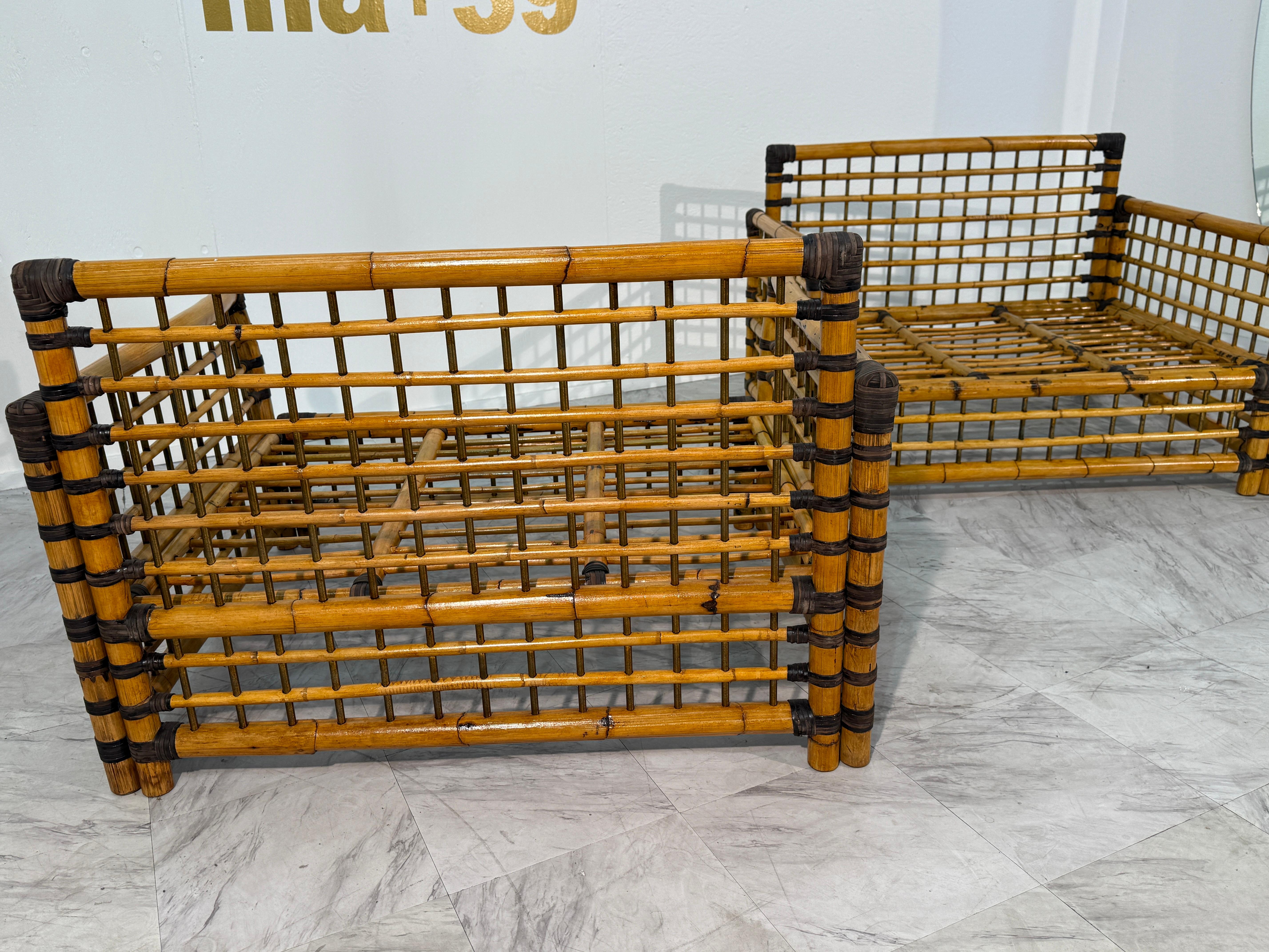 Paire de chaises longues italiennes en bambou et rotin, 1970 en vente 2